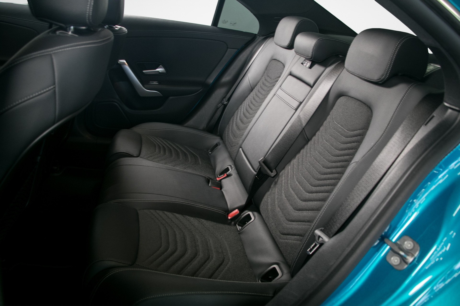 MERCEDES-BENZ CLA 220 4Matic 8G-DCT-image-10