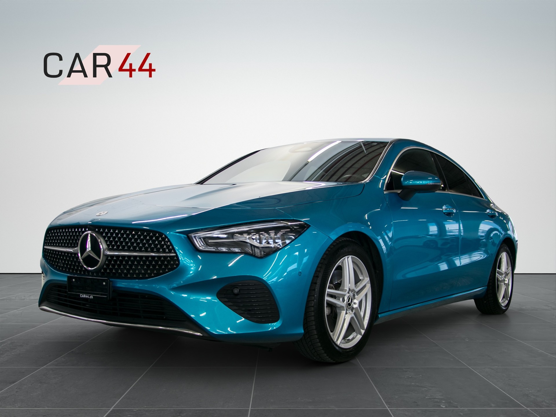 MERCEDES-BENZ CLA 220 4Matic 8G-DCT