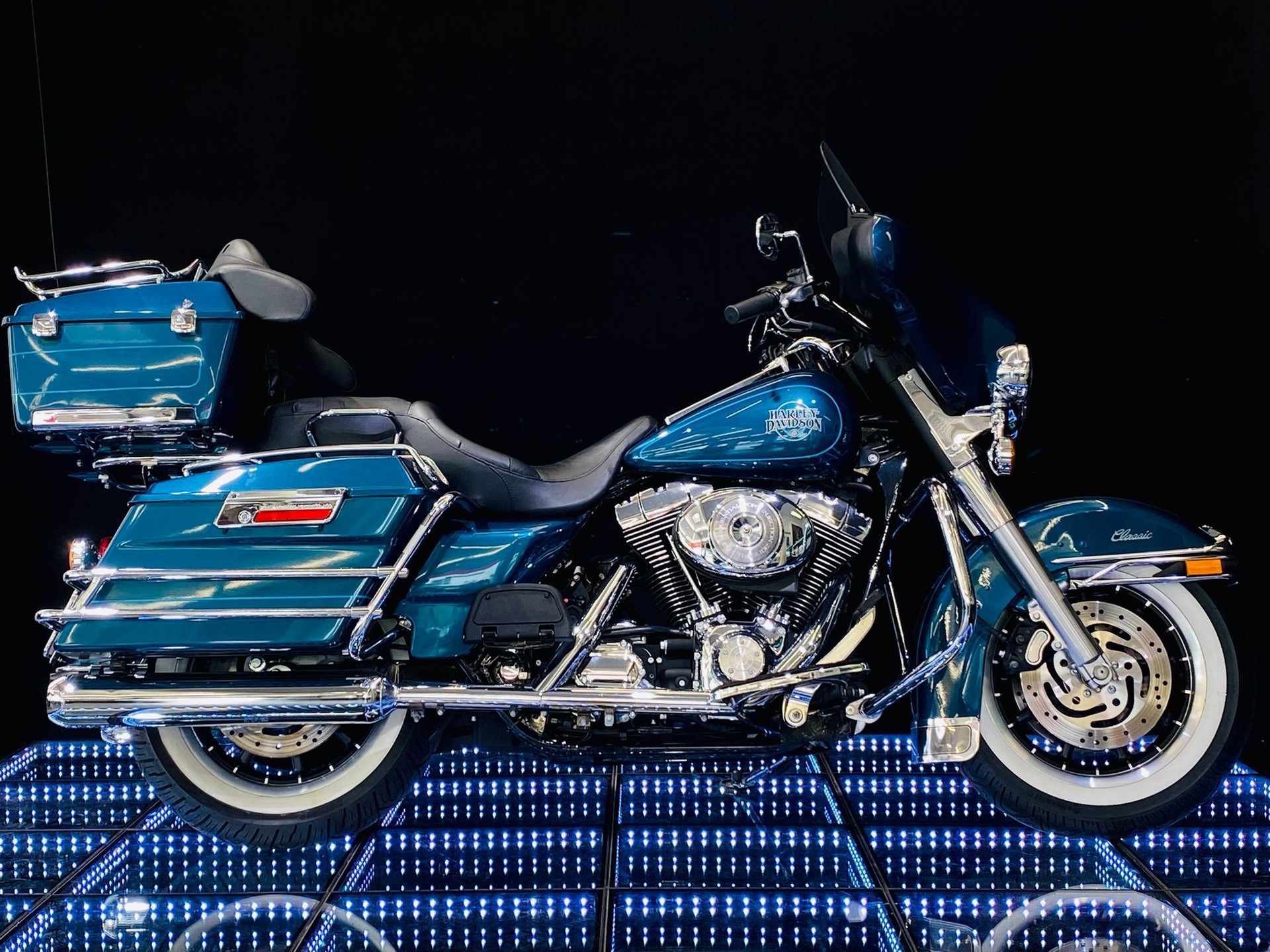 HARLEY-DAVIDSON FLHTCI Electra Glide Classic-image-2
