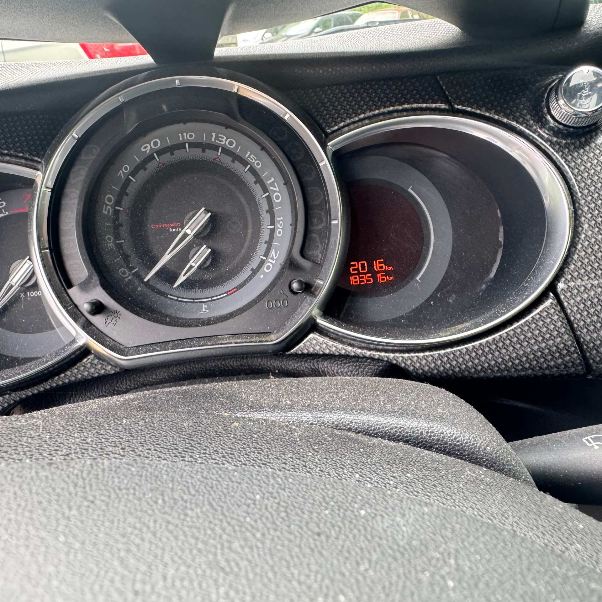 DS AUTOMOBILES DS3 1.6 THP Sport Chic-image-9