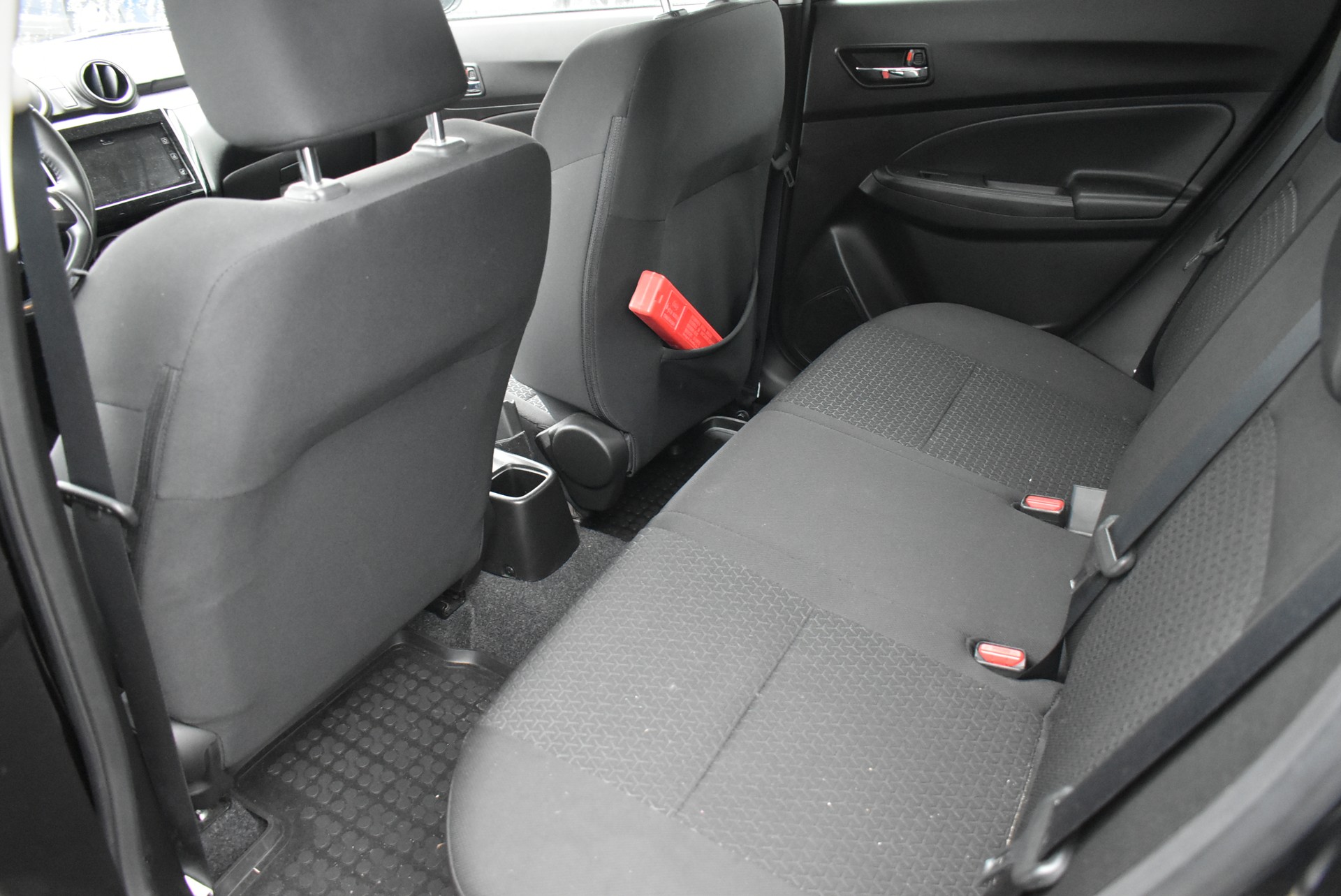 SUZUKI Swift 1.2i Piz Sulai Top Hybrid Allgrip 4x4-image-5