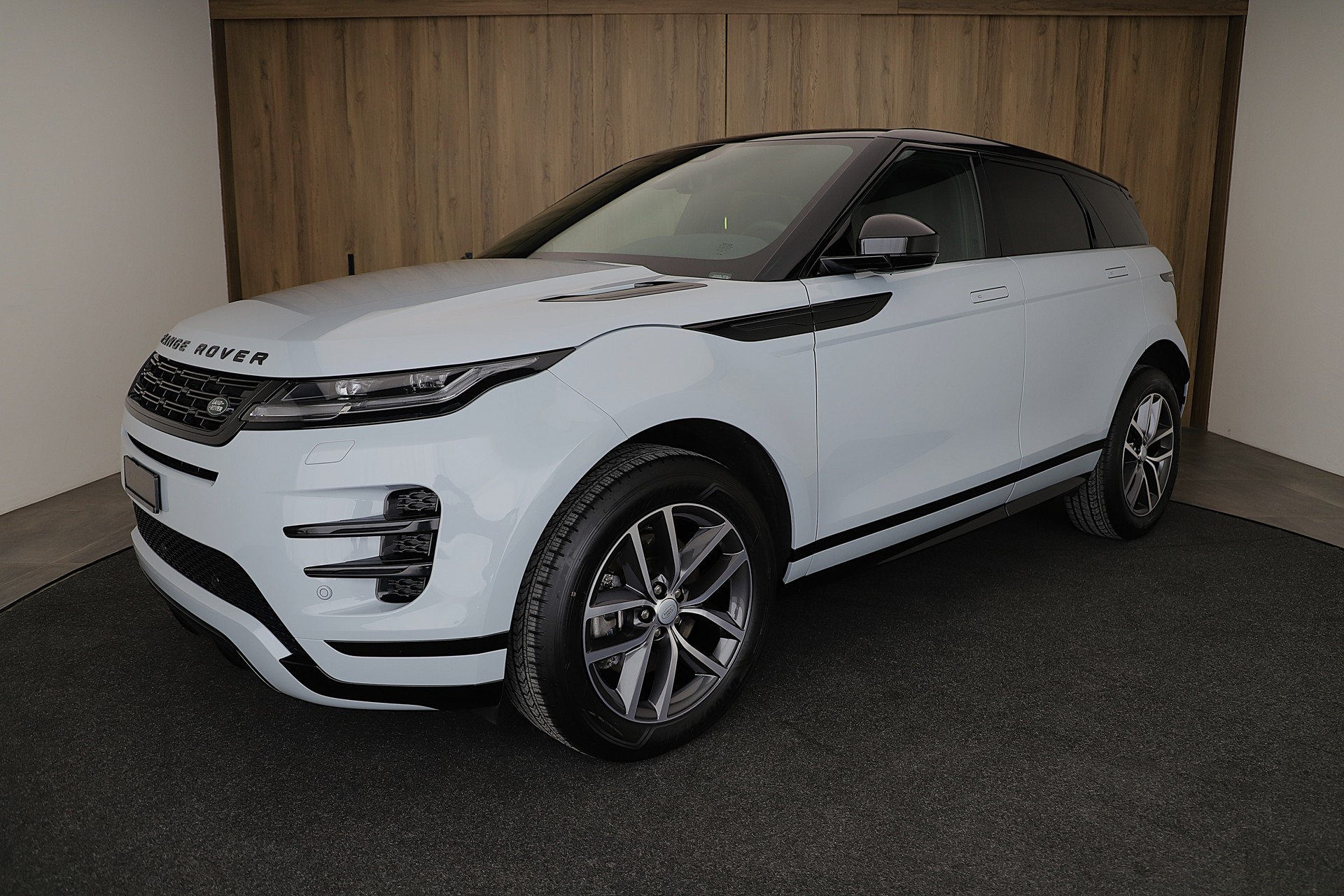 LAND ROVER Range Rover Evoque R-Dynamic D 200 MHEV SE AT9
