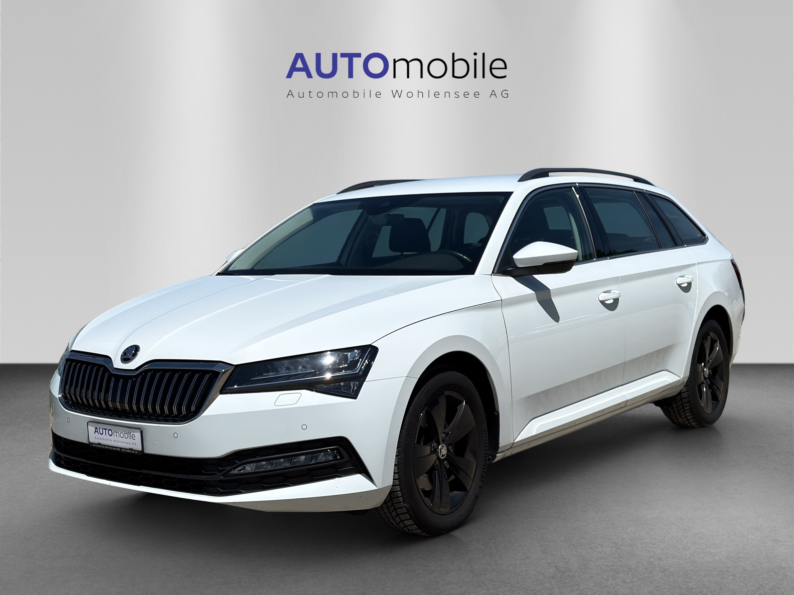 SKODA Superb Combi 2.0 TDi Ambition DSG-showroom-element-1