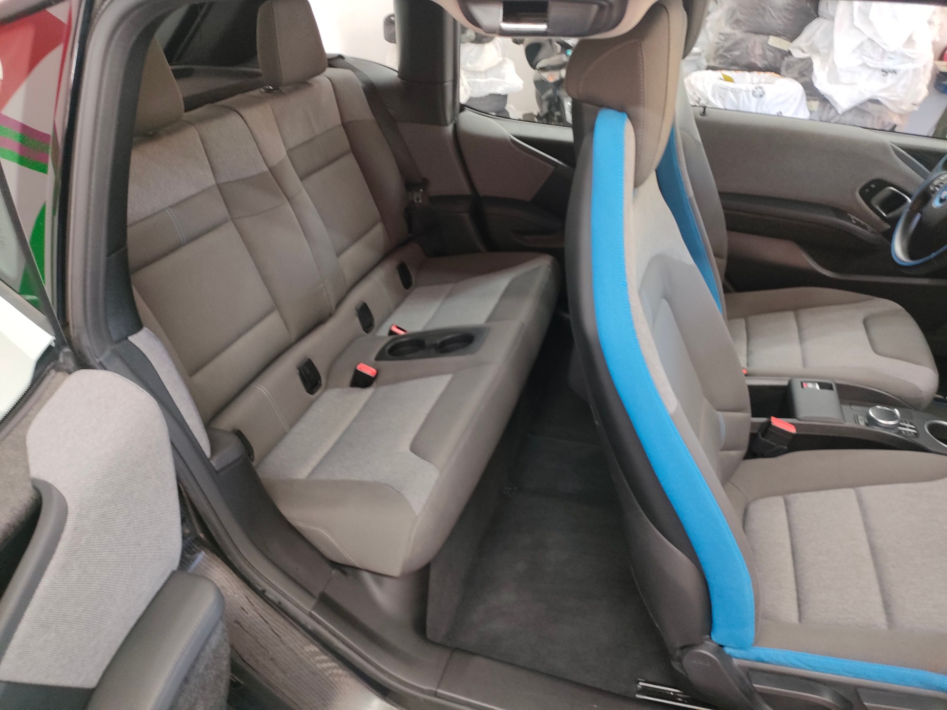 BMW i3 (94Ah)-image-12