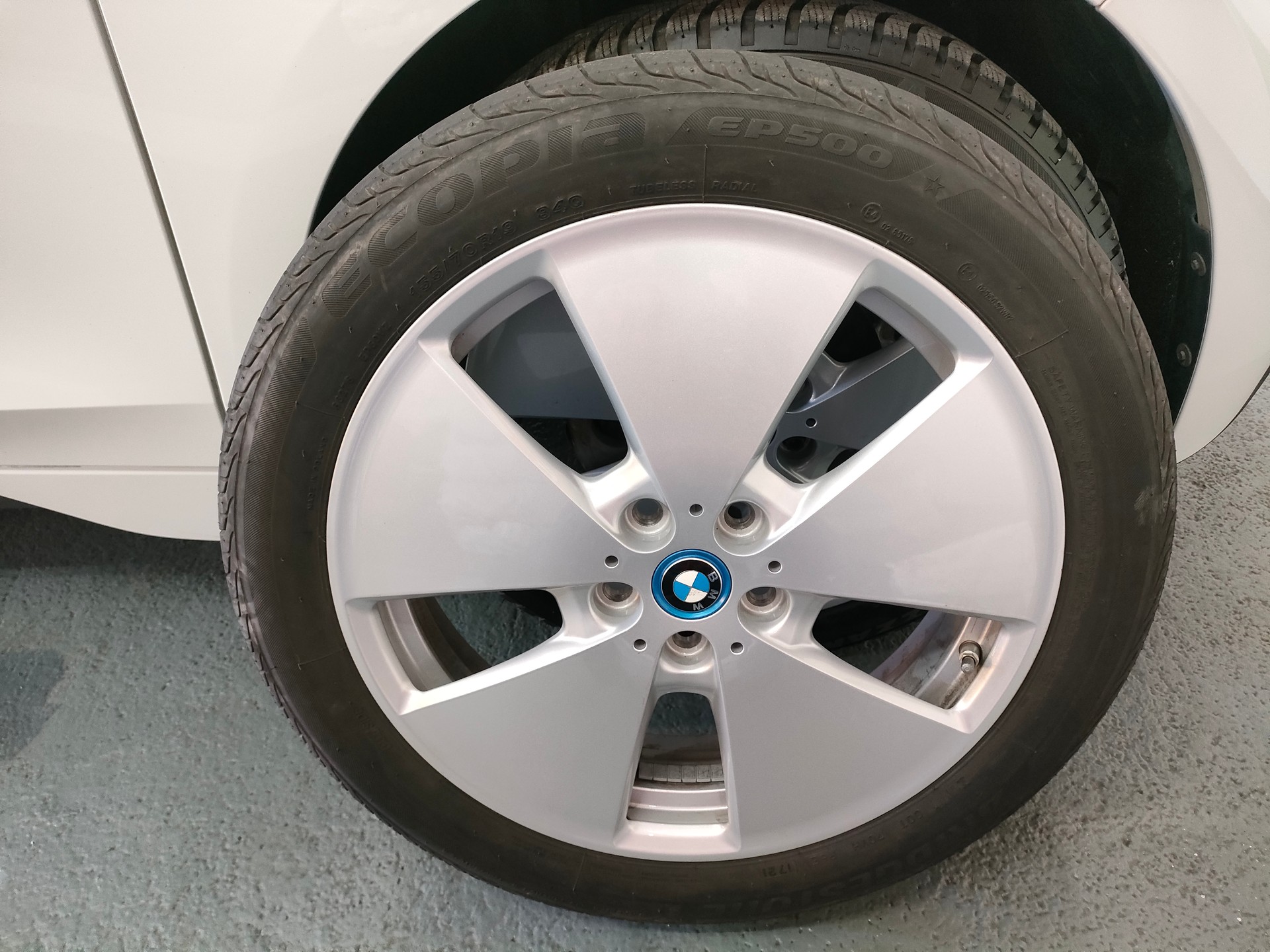 BMW i3 (94Ah)-image-15