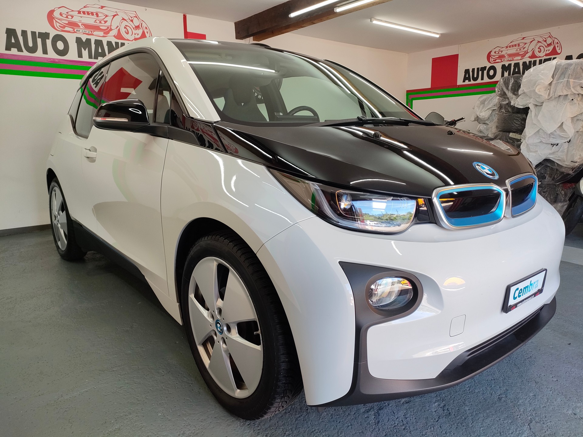 BMW i3 (94Ah)-image-1