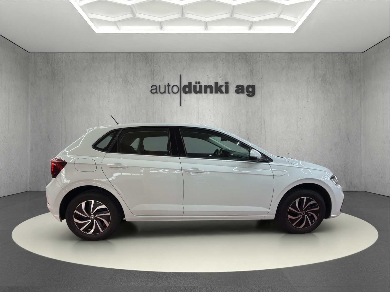 VW Polo 1.0 TSI Life DSG-image-4