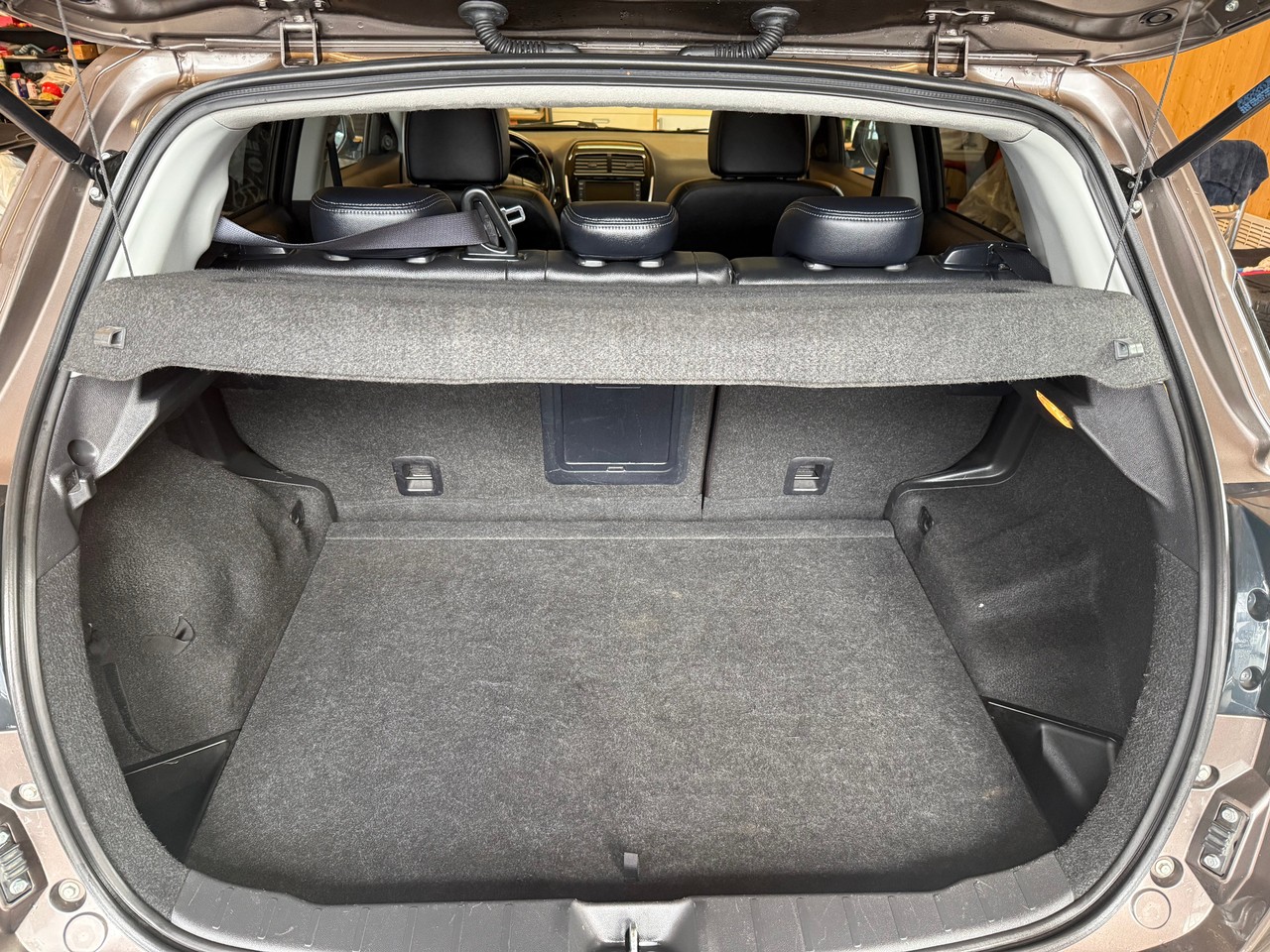 CITROEN C4 Aircross 1.8 HDi Exclusive 4WD-image-15