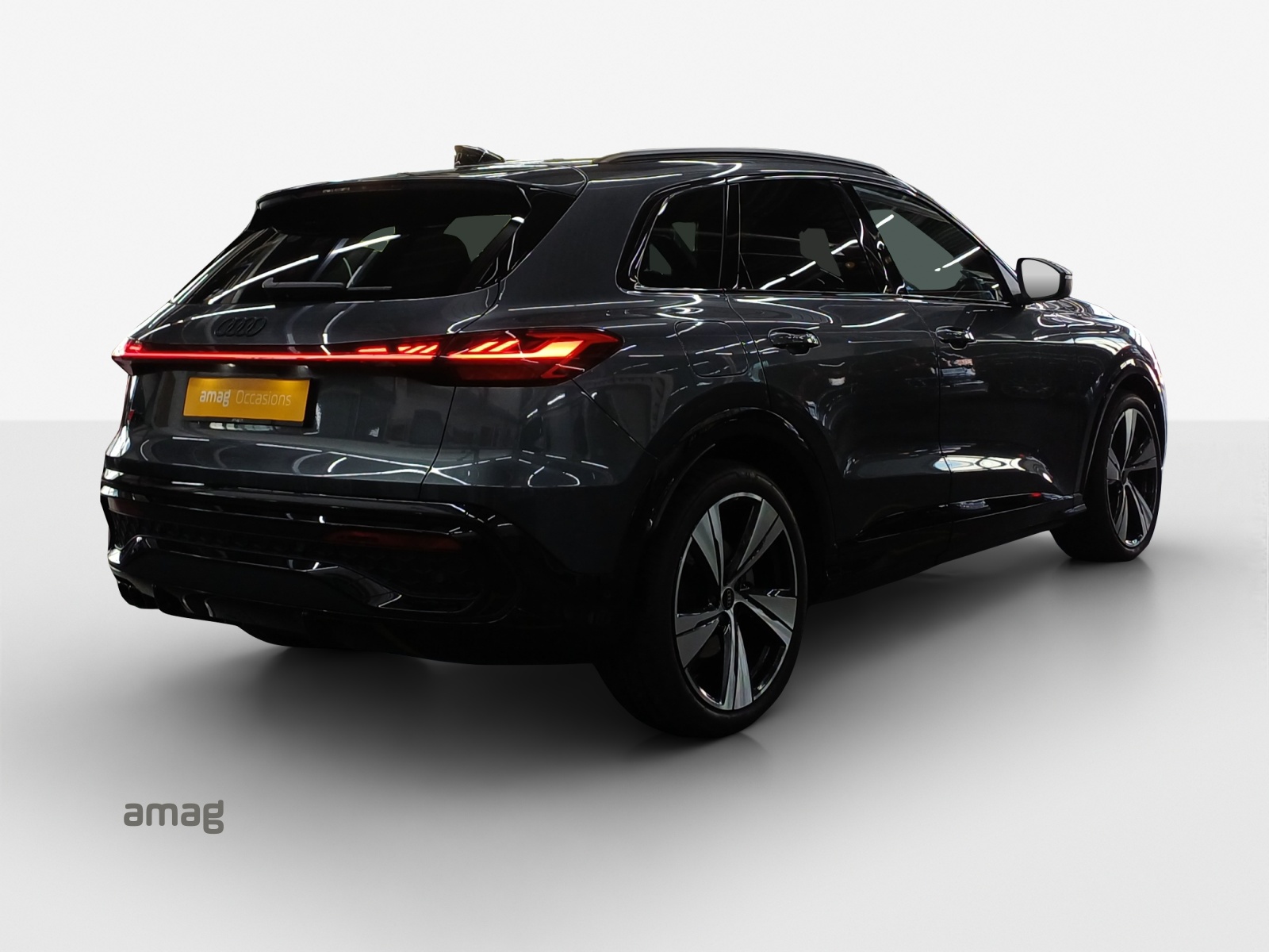 AUDI Q5 TDI quattro 150 kW S-tronic-image-4