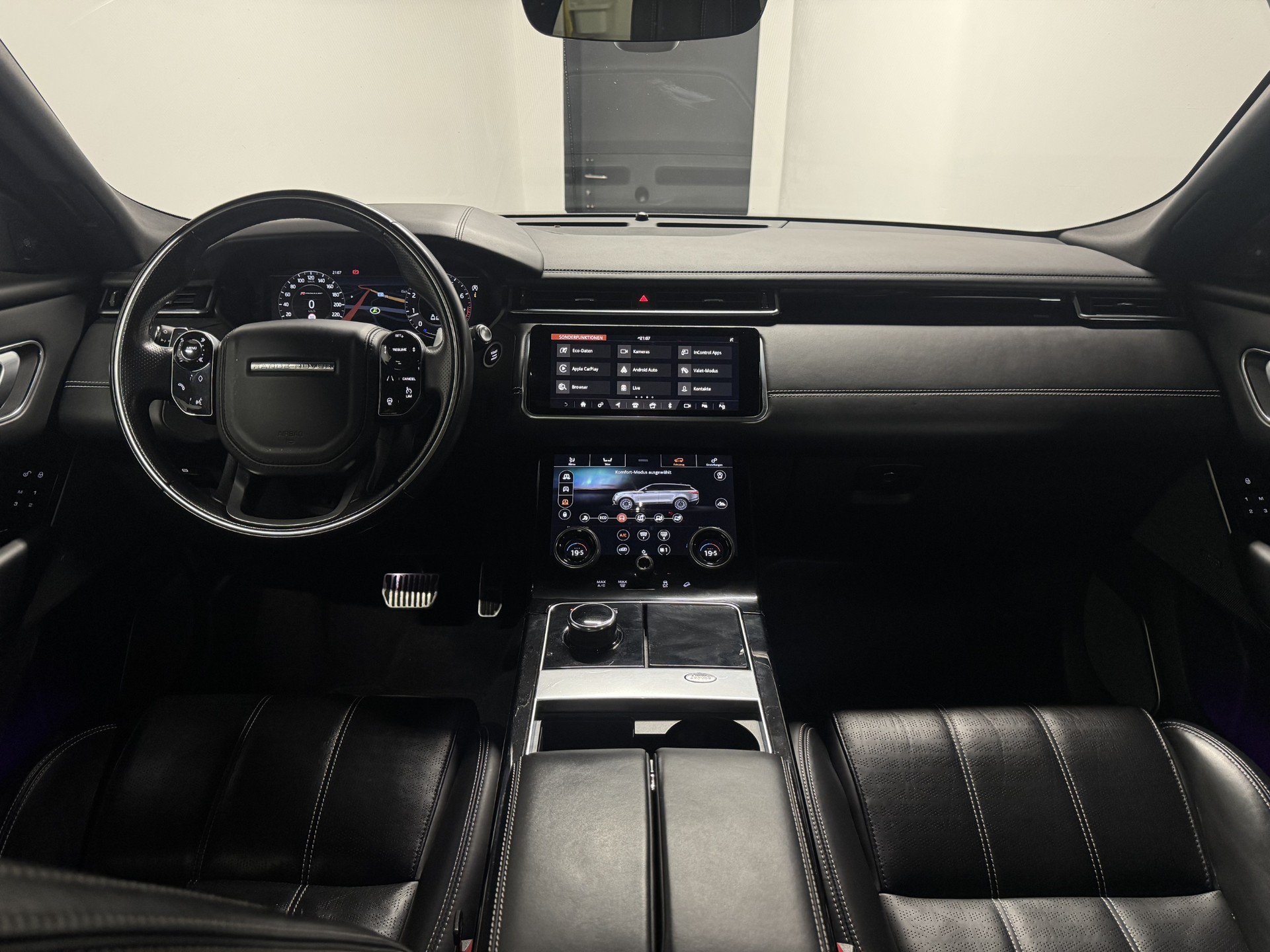 LAND ROVER Range Rover Velar R-Dynamic P 300 HSE Automatic-image-13