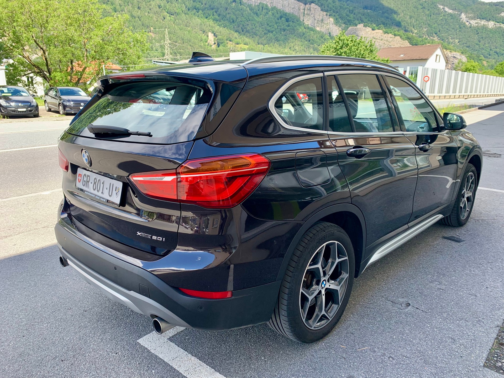 BMW X1 xDrive 20i xLine-image-4