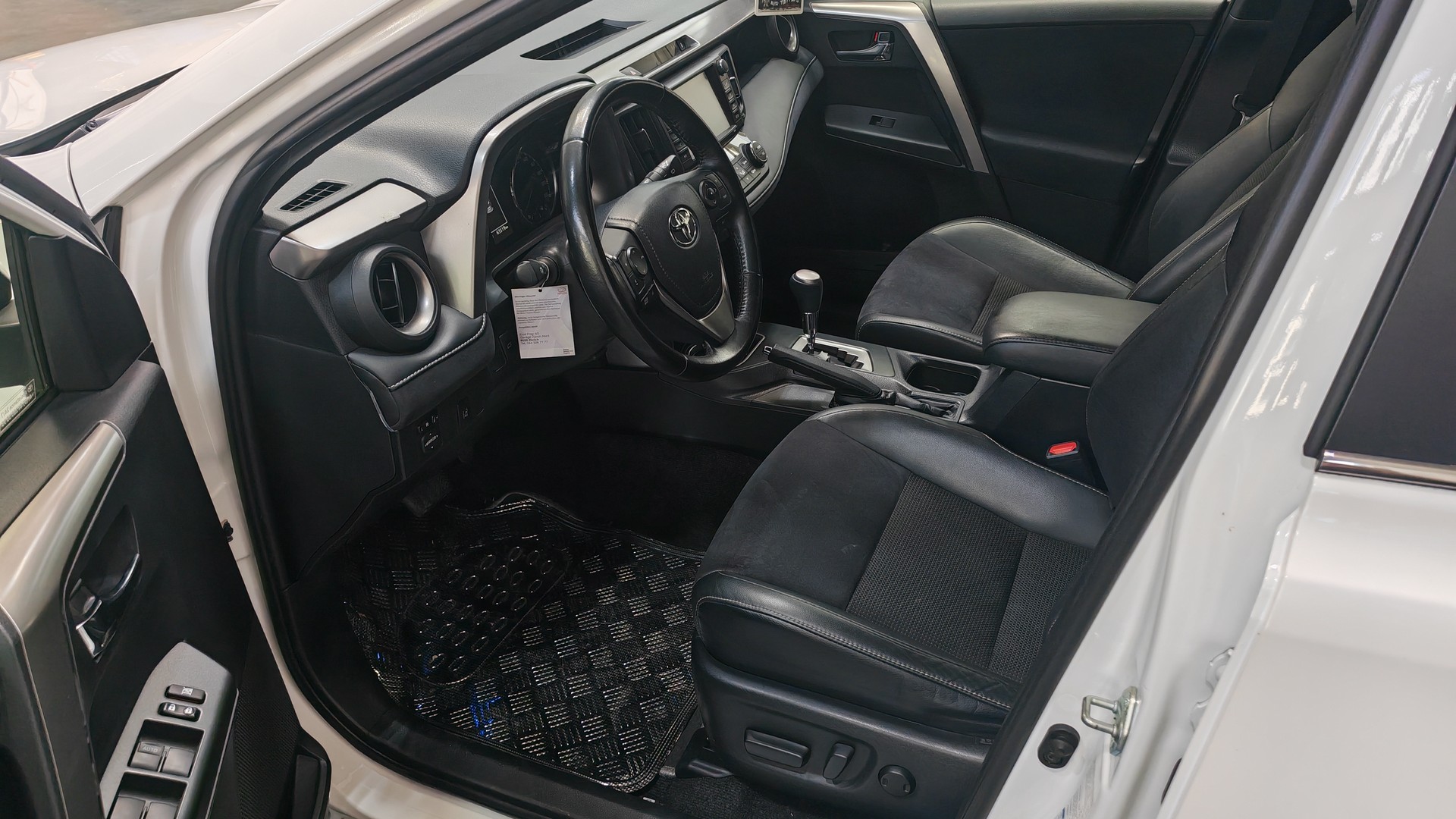 TOYOTA RAV-4 2.5 HSD Style e-CVT-image-9