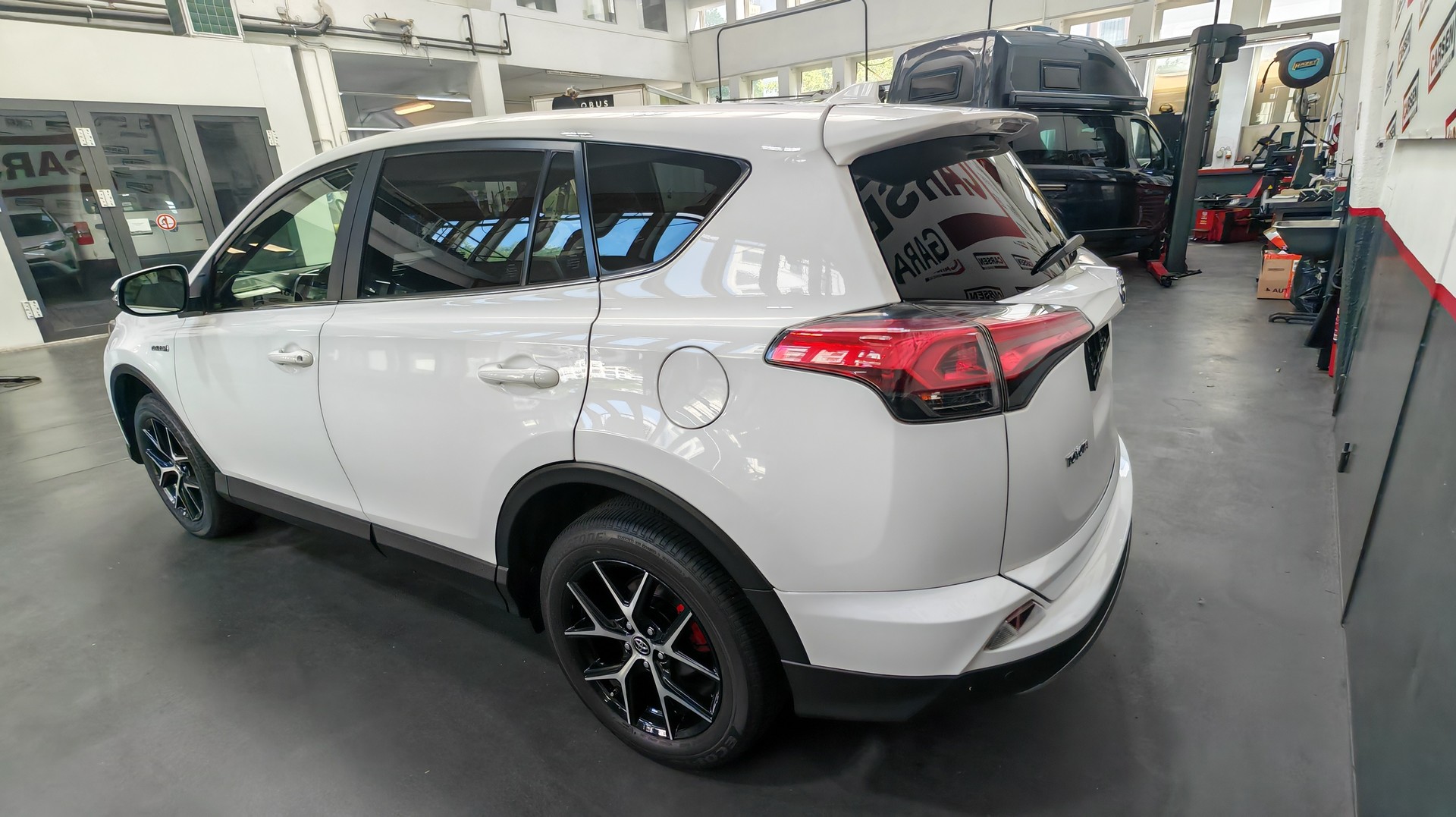 TOYOTA RAV-4 2.5 HSD Style e-CVT-image-5
