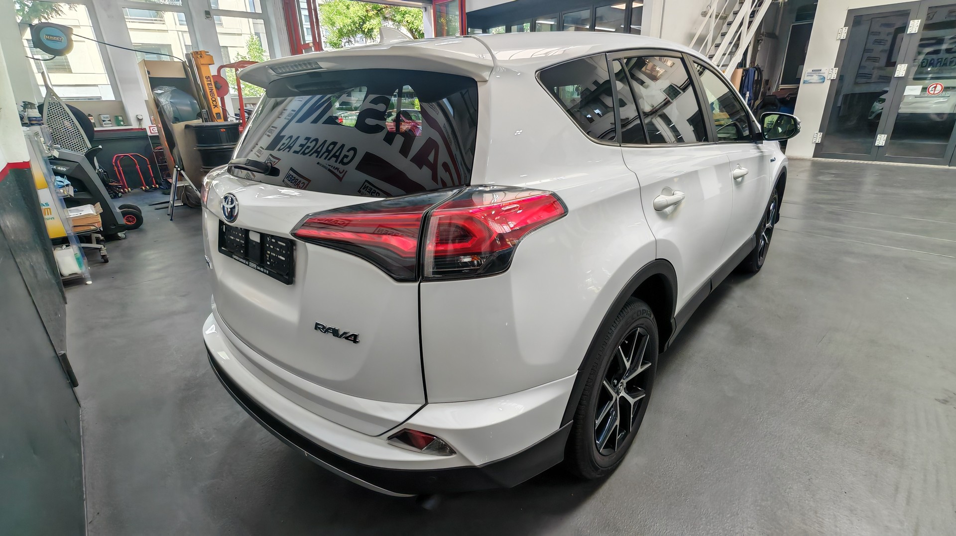 TOYOTA RAV-4 2.5 HSD Style e-CVT-image-4