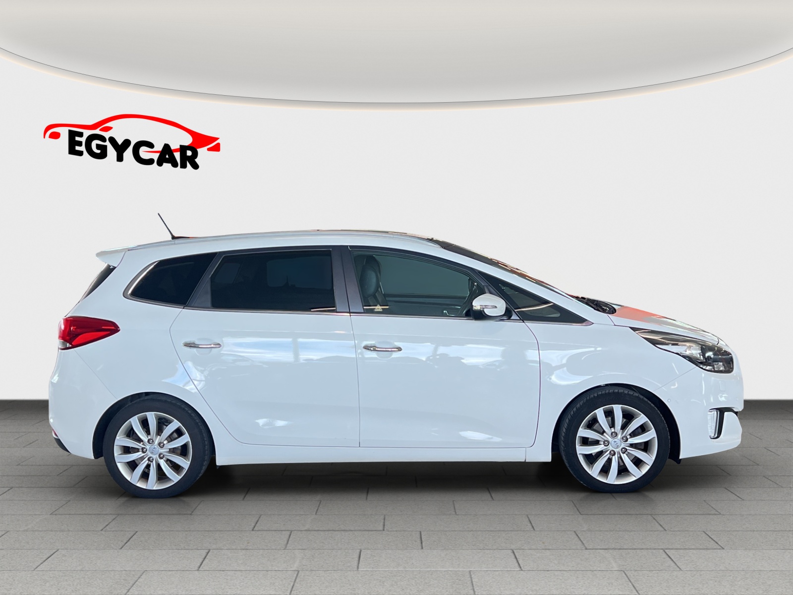 KIA Carens 1.7 CRDi Style-image-7