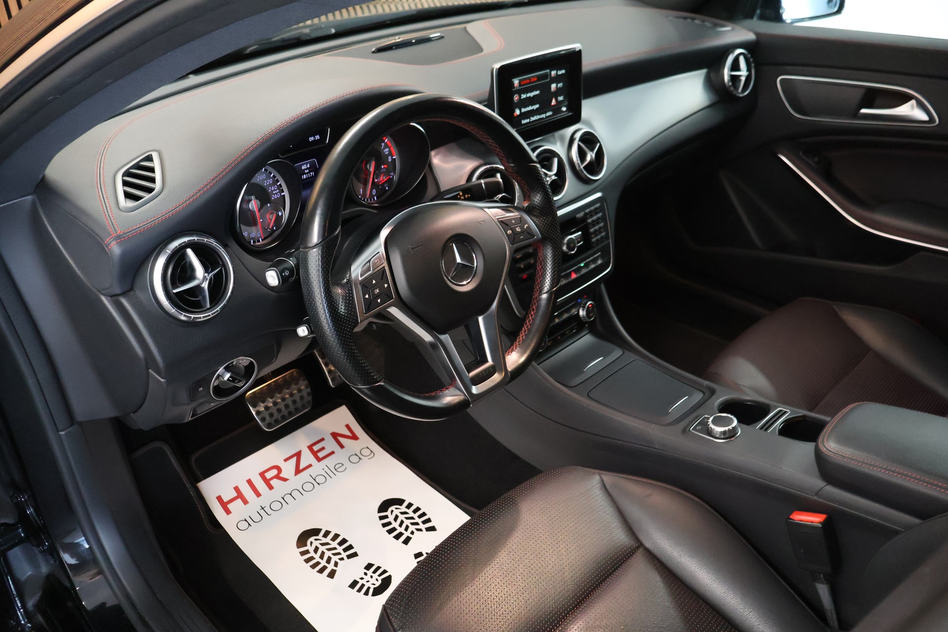 MERCEDES-BENZ CLA 250 Sport 7G-DCT 4Matic-image-9