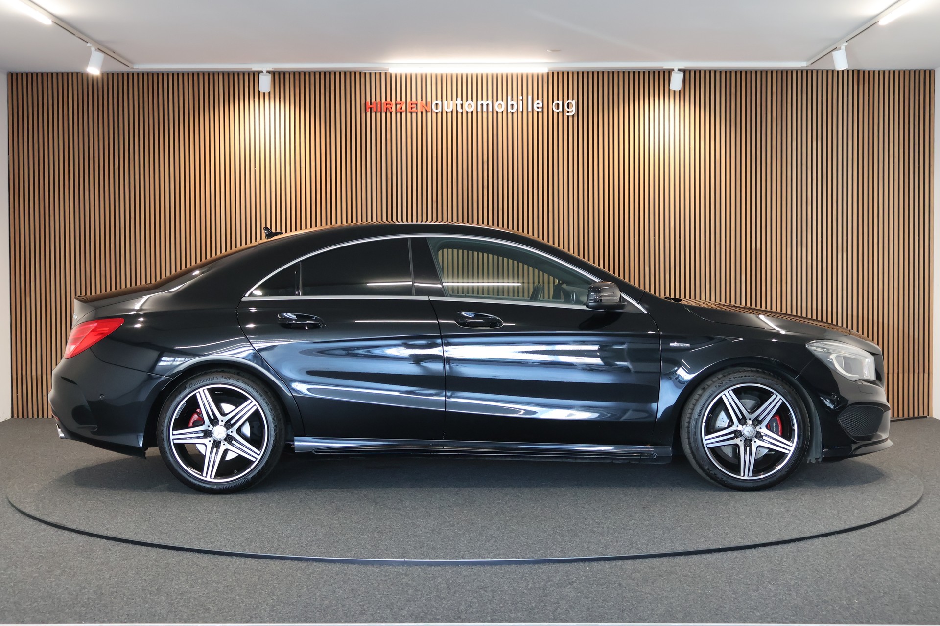 MERCEDES-BENZ CLA 250 Sport 7G-DCT 4Matic-image-5