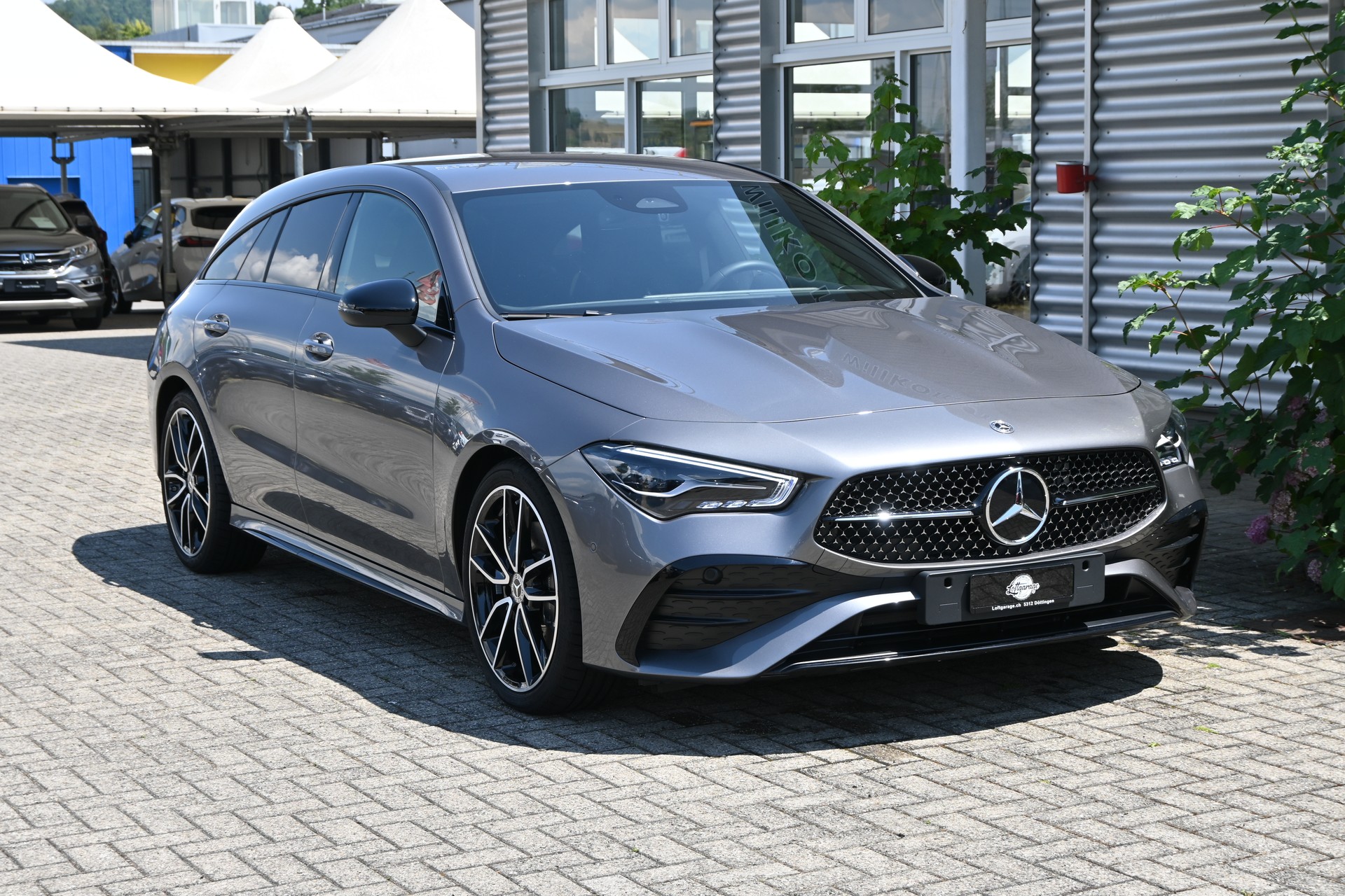 MERCEDES-BENZ CLA 200d AMG Line Shooting Brake 7G-DCT + AHK 1600kg