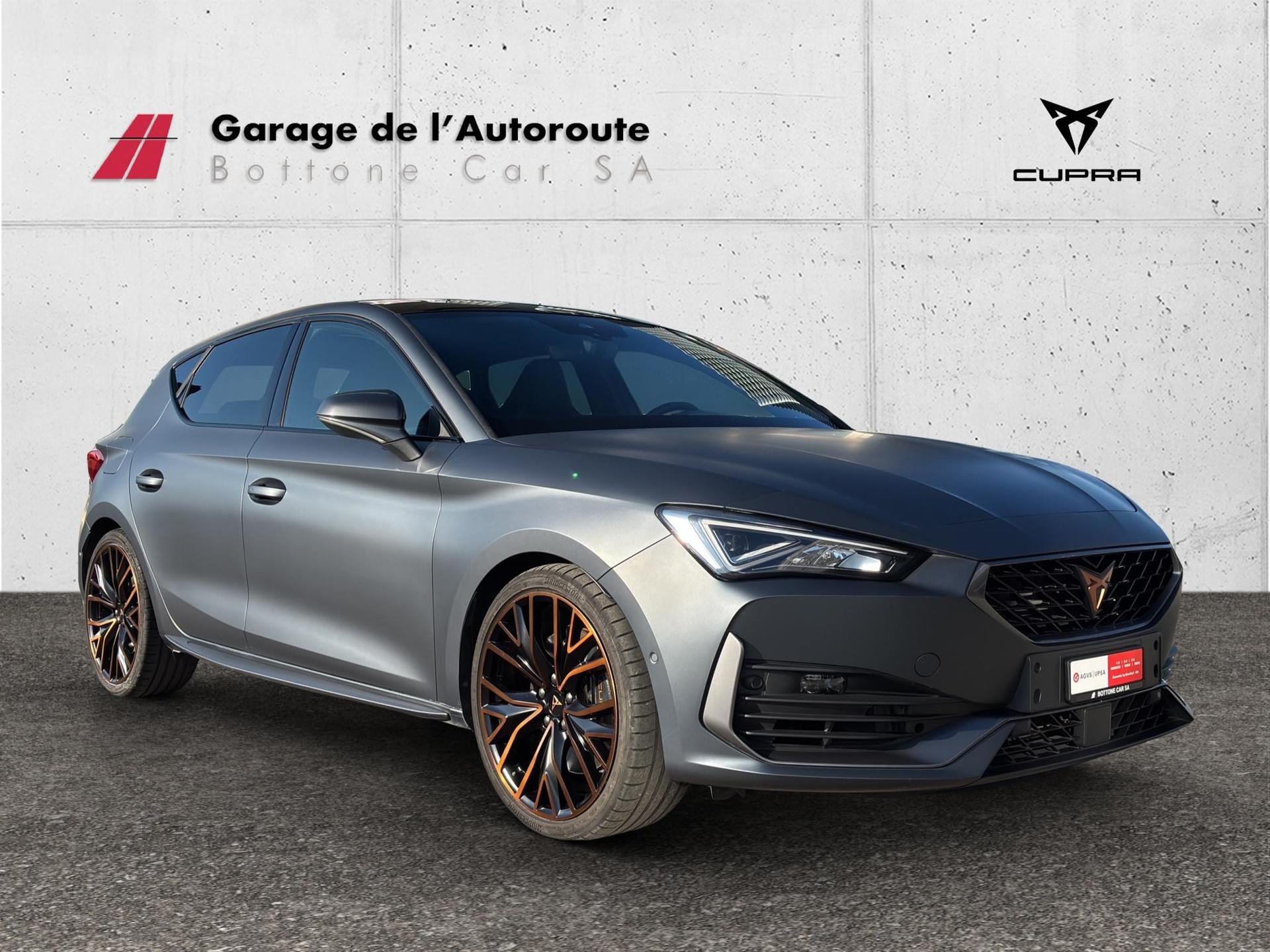 CUPRA Leon 2.0 TSI 300 DSG-image-5