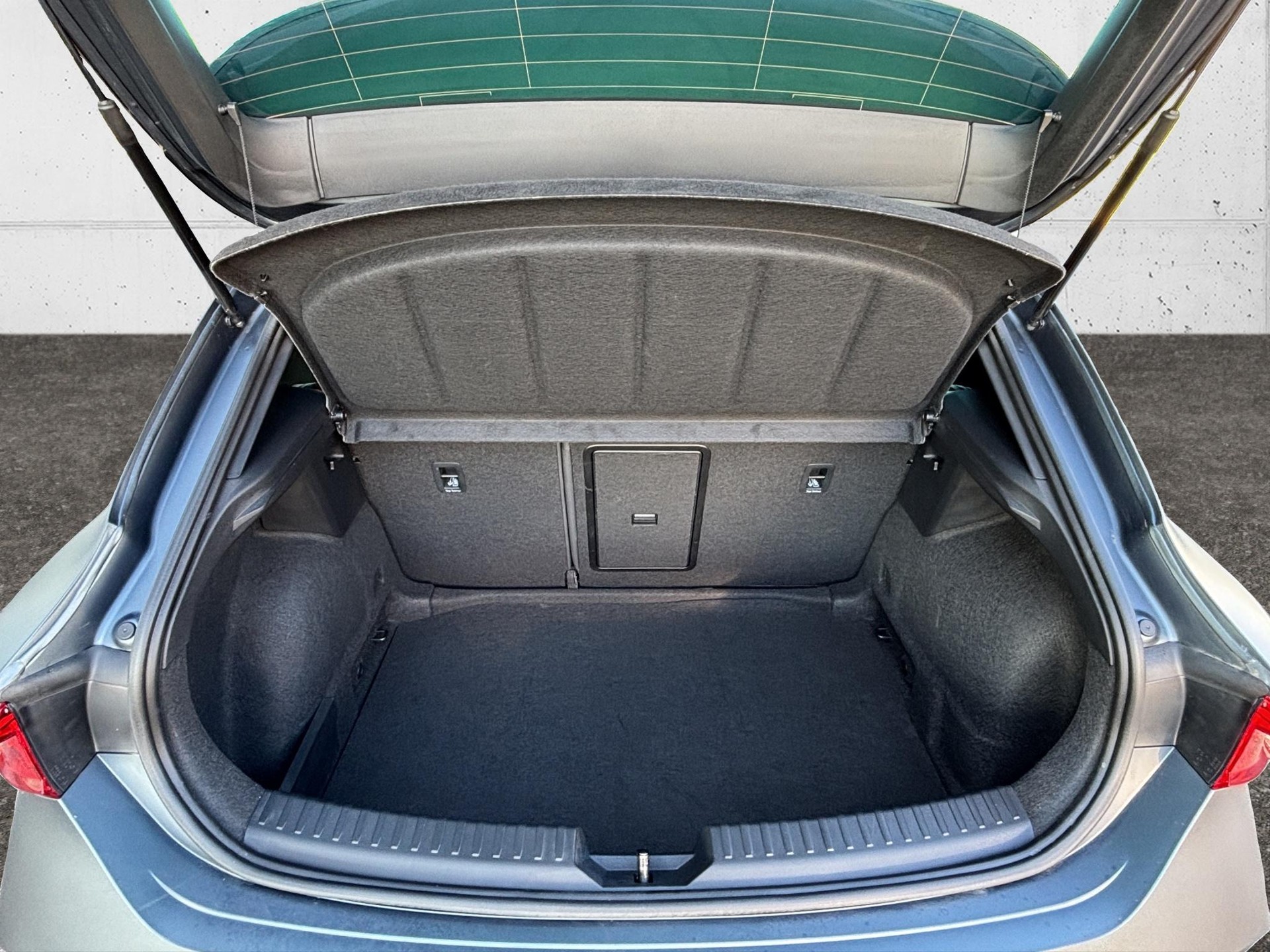 CUPRA Leon 2.0 TSI 300 DSG-image-16