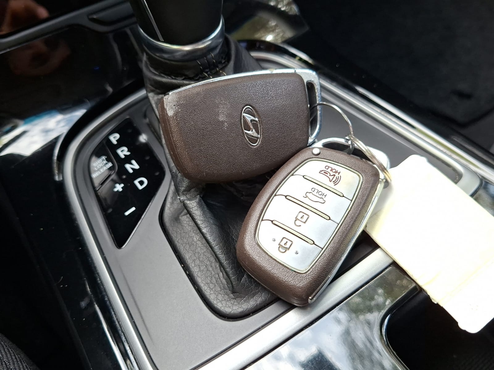 HYUNDAI i40 2.0 GDi Premium Automatic-image-17