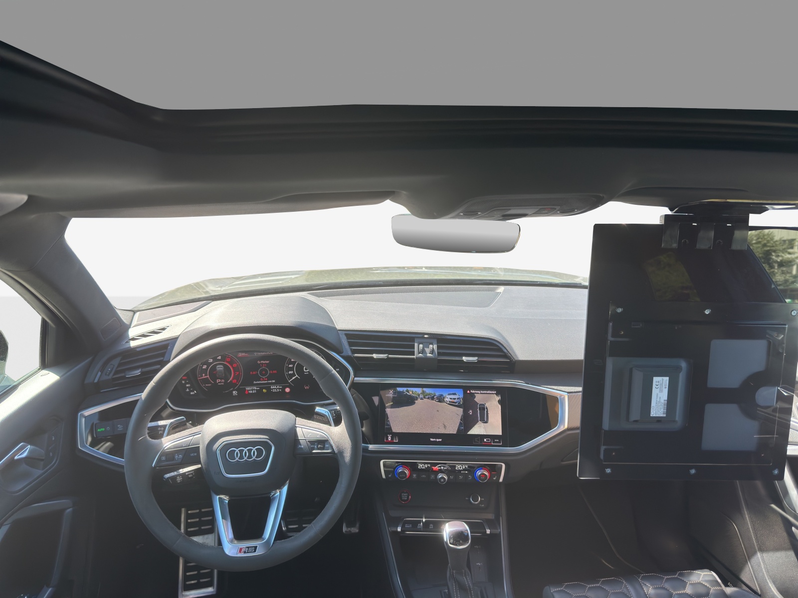 AUDI RS Q3 2.5 TFSI edition 10 years quattro S tronic-image-8