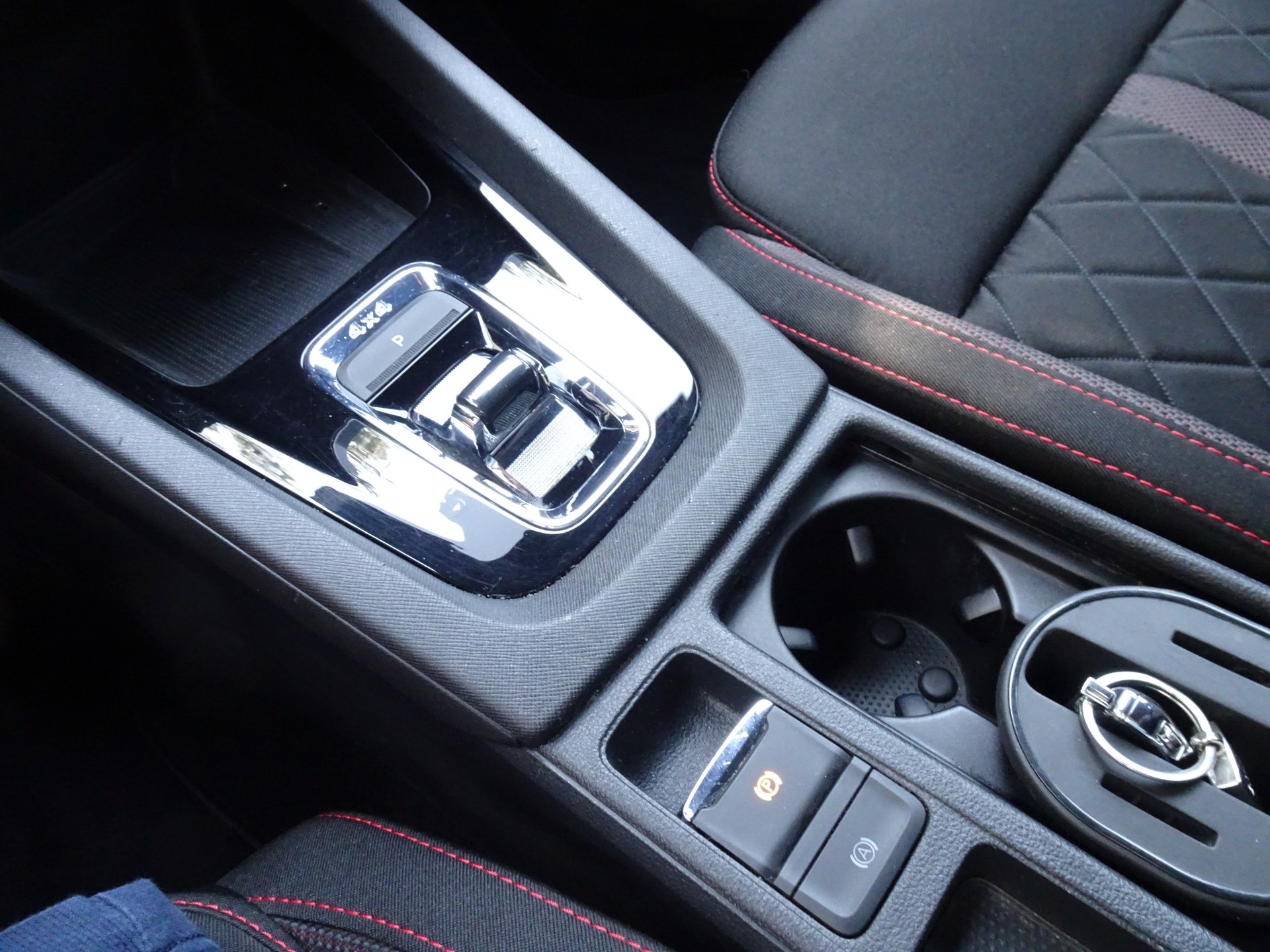 SKODA Octavia Combi 2.0 TDI DSG RS 4x4-image-12