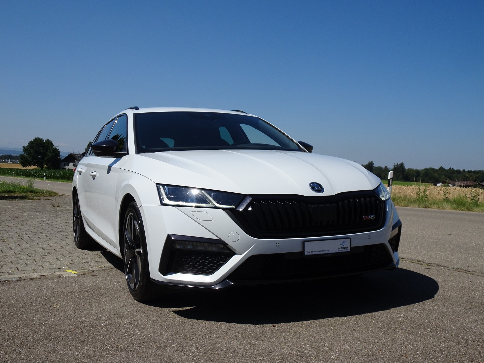 SKODA Octavia Combi 2.0 TDI DSG RS 4x4-image-5