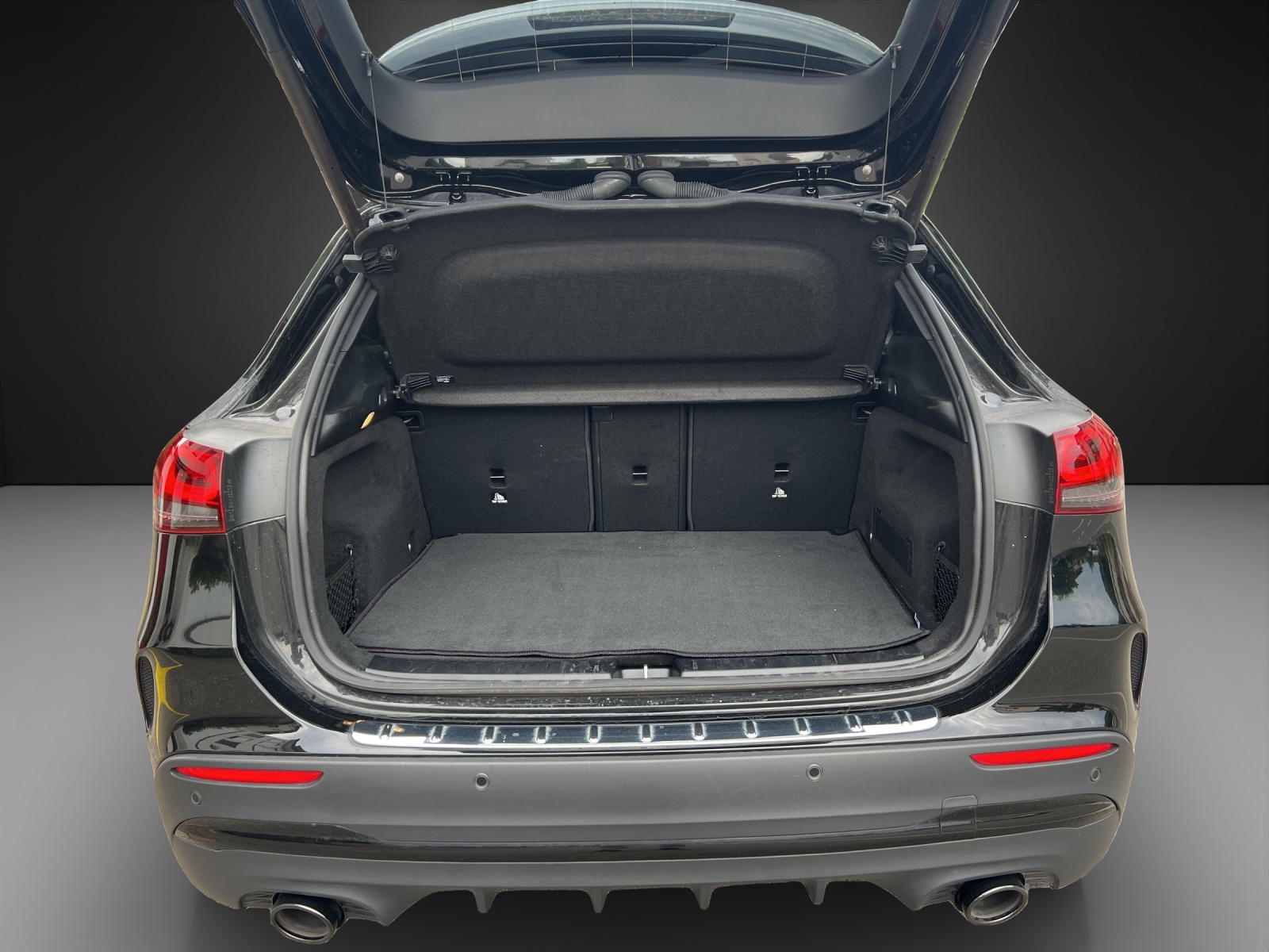 MERCEDES-BENZ GLA 35 AMG 4Matic 8G-Speedshift DCT-image-13
