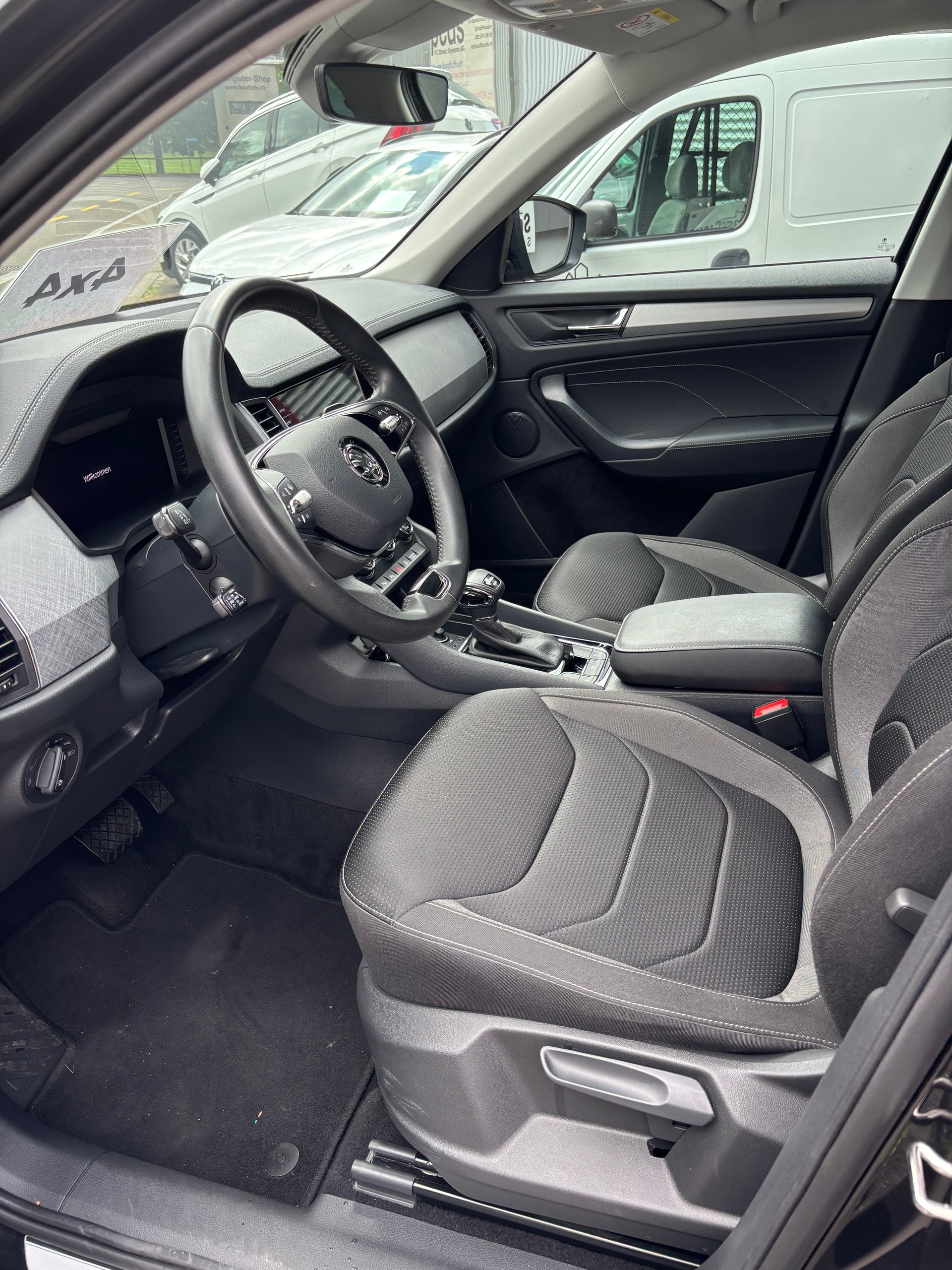 SKODA Kodiaq 2.0 TSI 4x4 Clever-image-2
