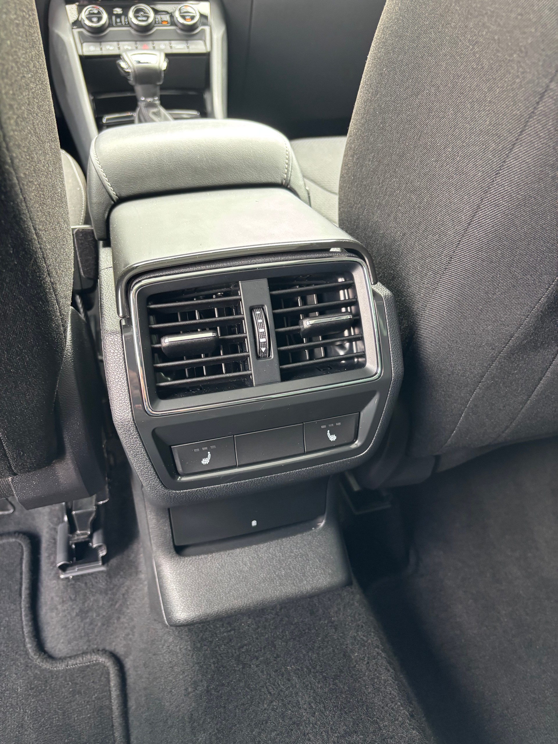 SKODA Kodiaq 2.0 TSI 4x4 Clever-image-11