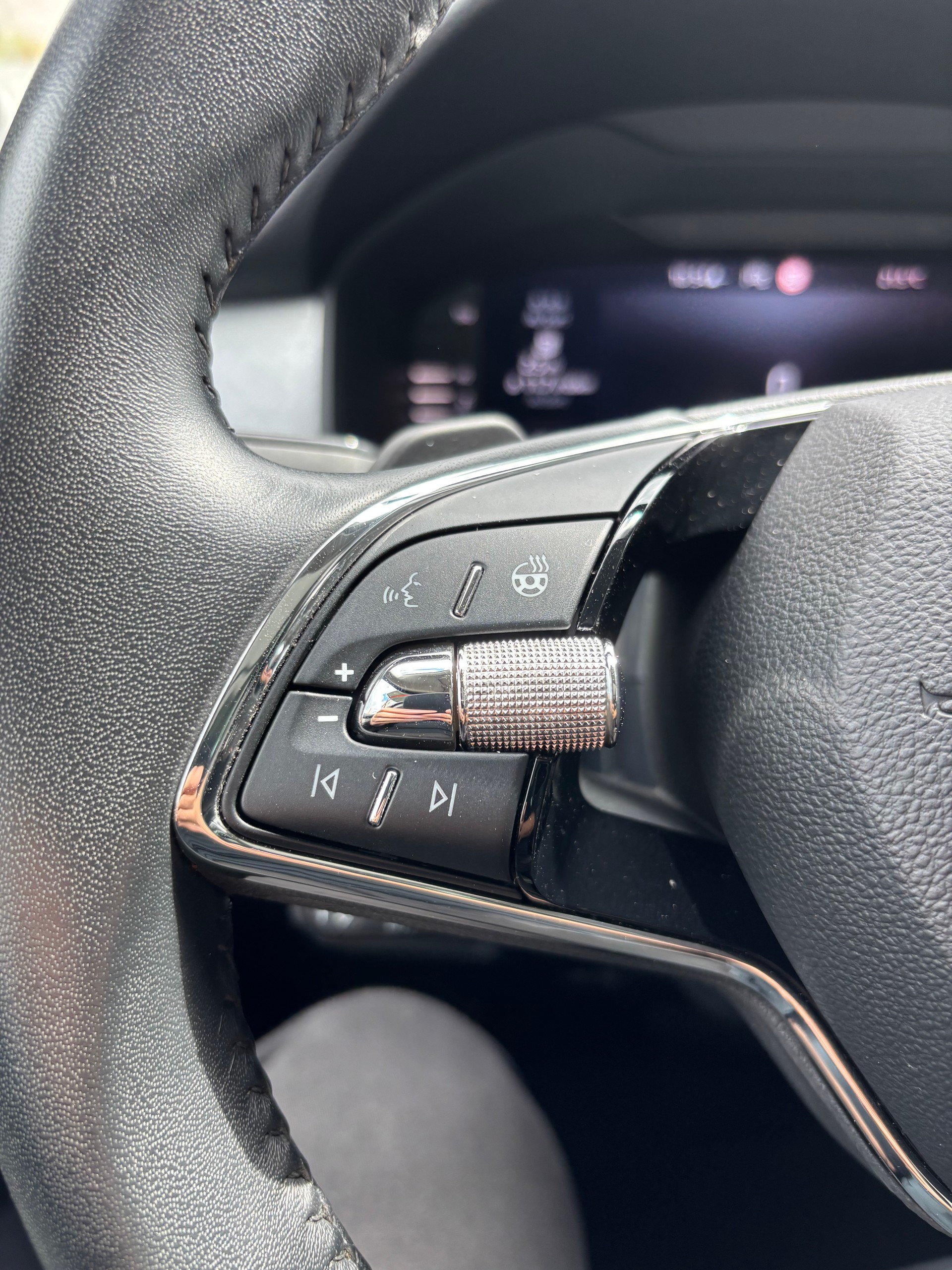 SKODA Kodiaq 2.0 TSI 4x4 Clever-image-5