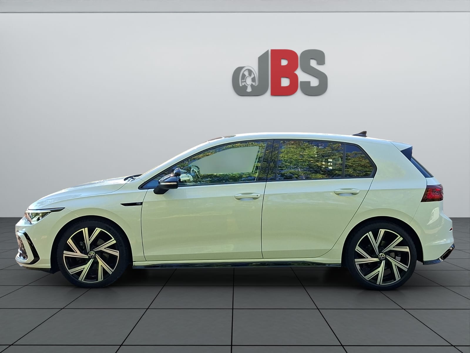 VW Golf 1.5 eTSI mHEV ACT R-Line DSG-showroom-element-3