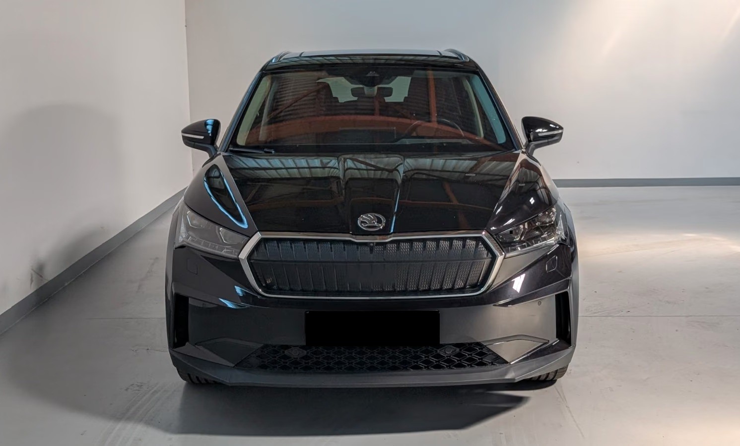 SKODA Enyaq iV 80x-showroom-element-3