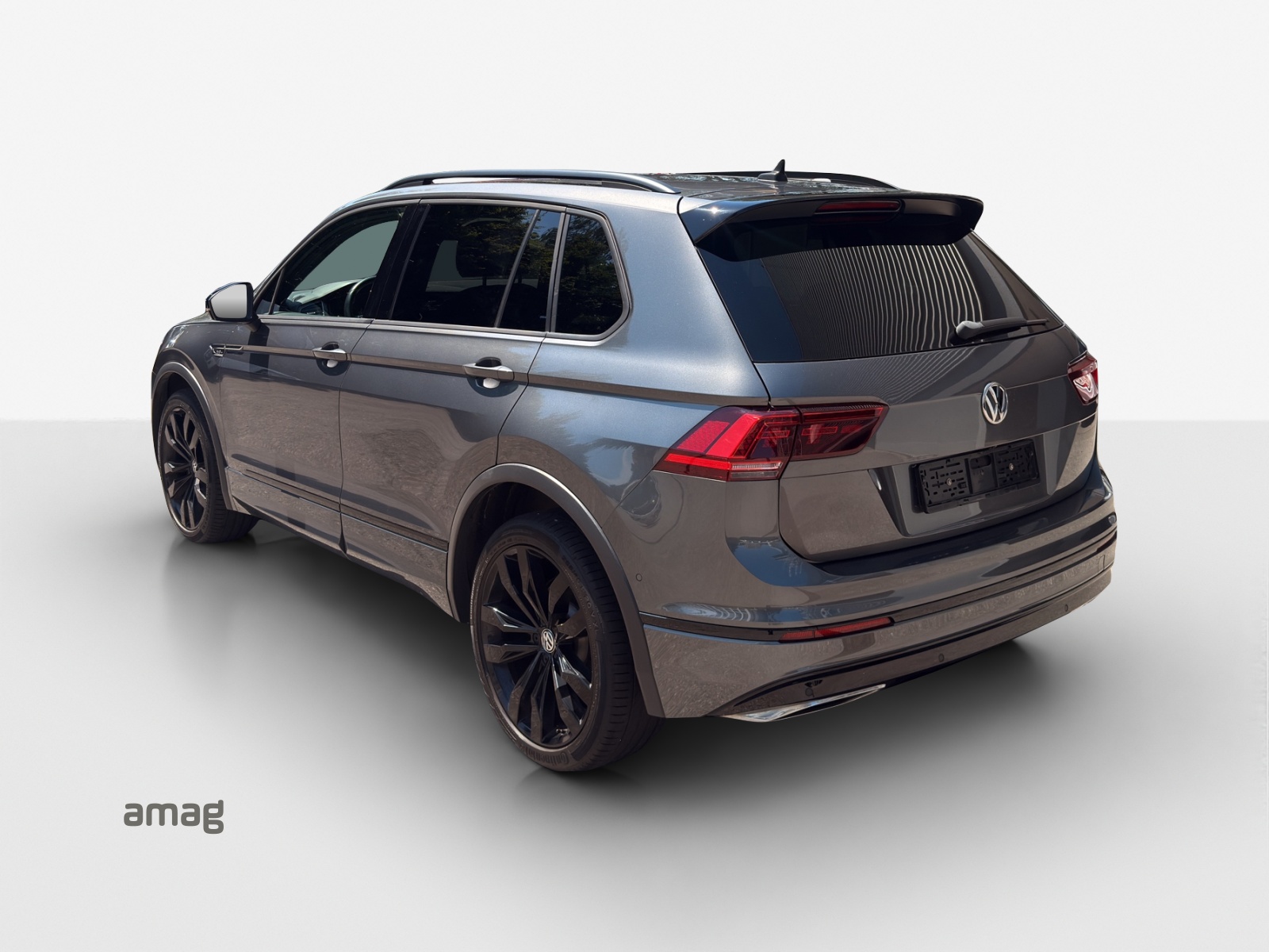 VW Tiguan 2.0TSI Highline 4Motion DSG-showroom-element-2