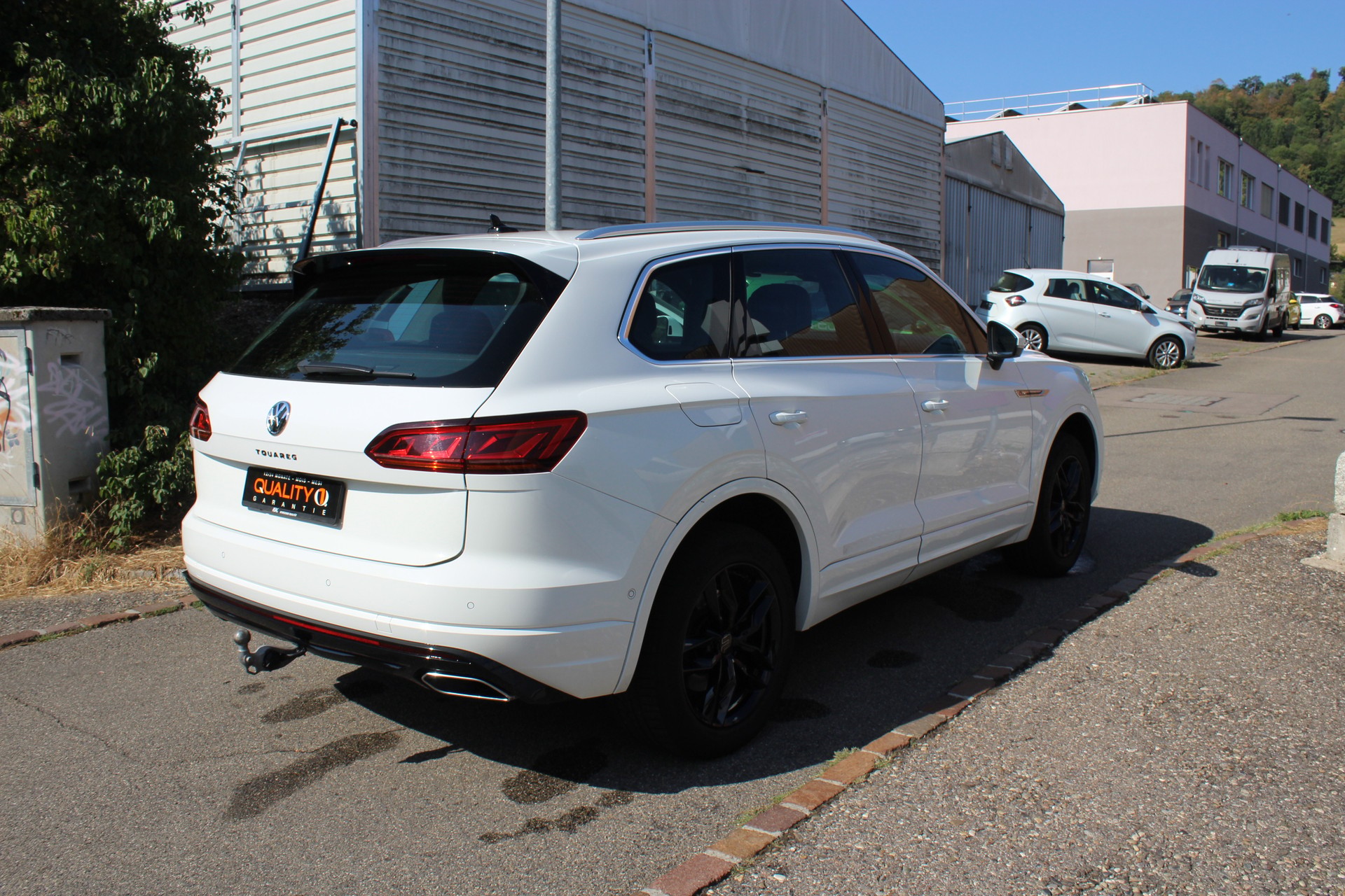 VW Touareg 3.0 TDI R Line Tiptronic-image-2
