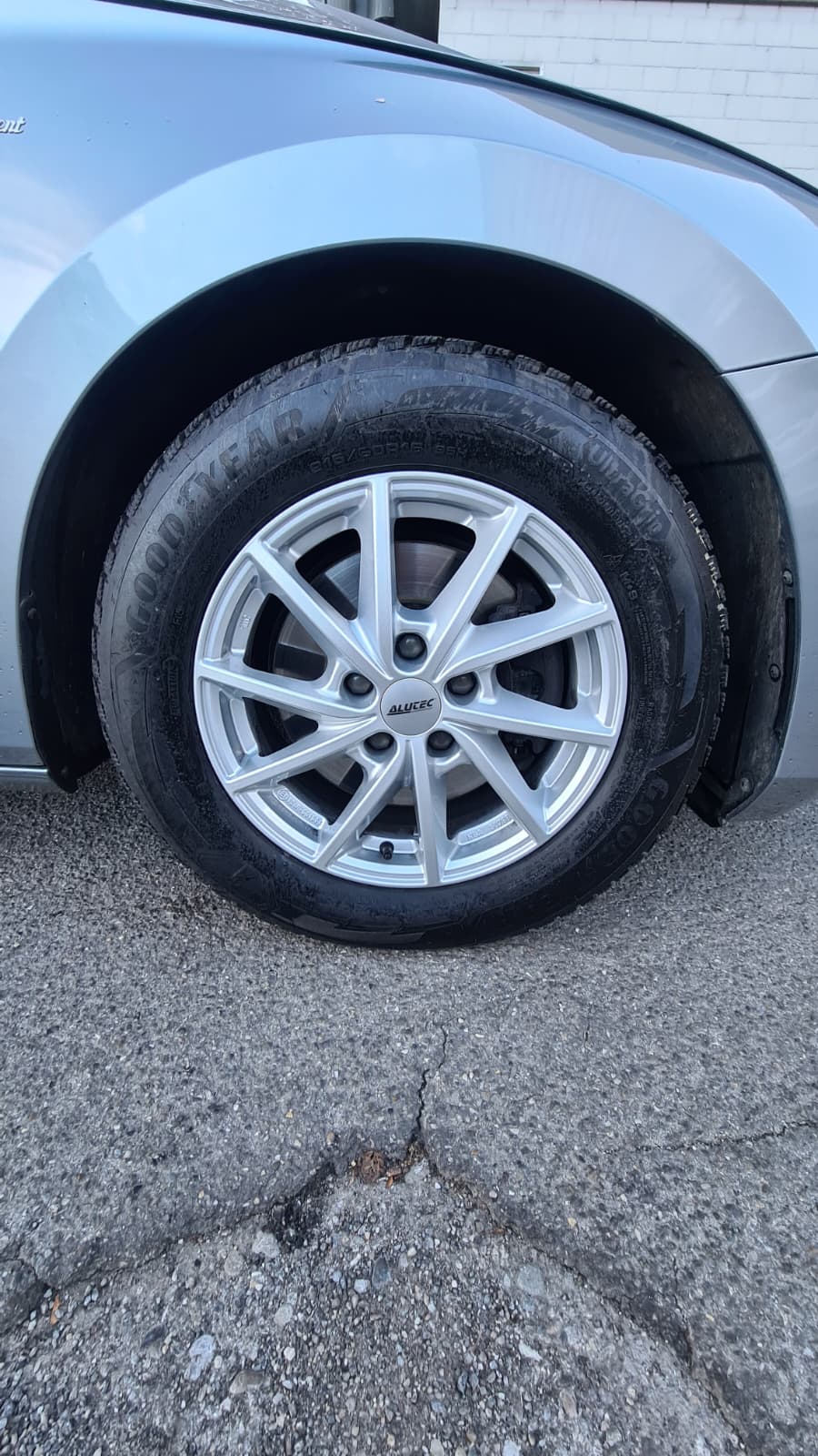 SKODA Superb Combi 2.0 TDi L&K 4x4 DSG ** Voll-Leder ** Gr-Navi ** RF-Kamera ** Abstandsregelsysteme ** Sitzmemory ** MFK 21.01.2026-image-19