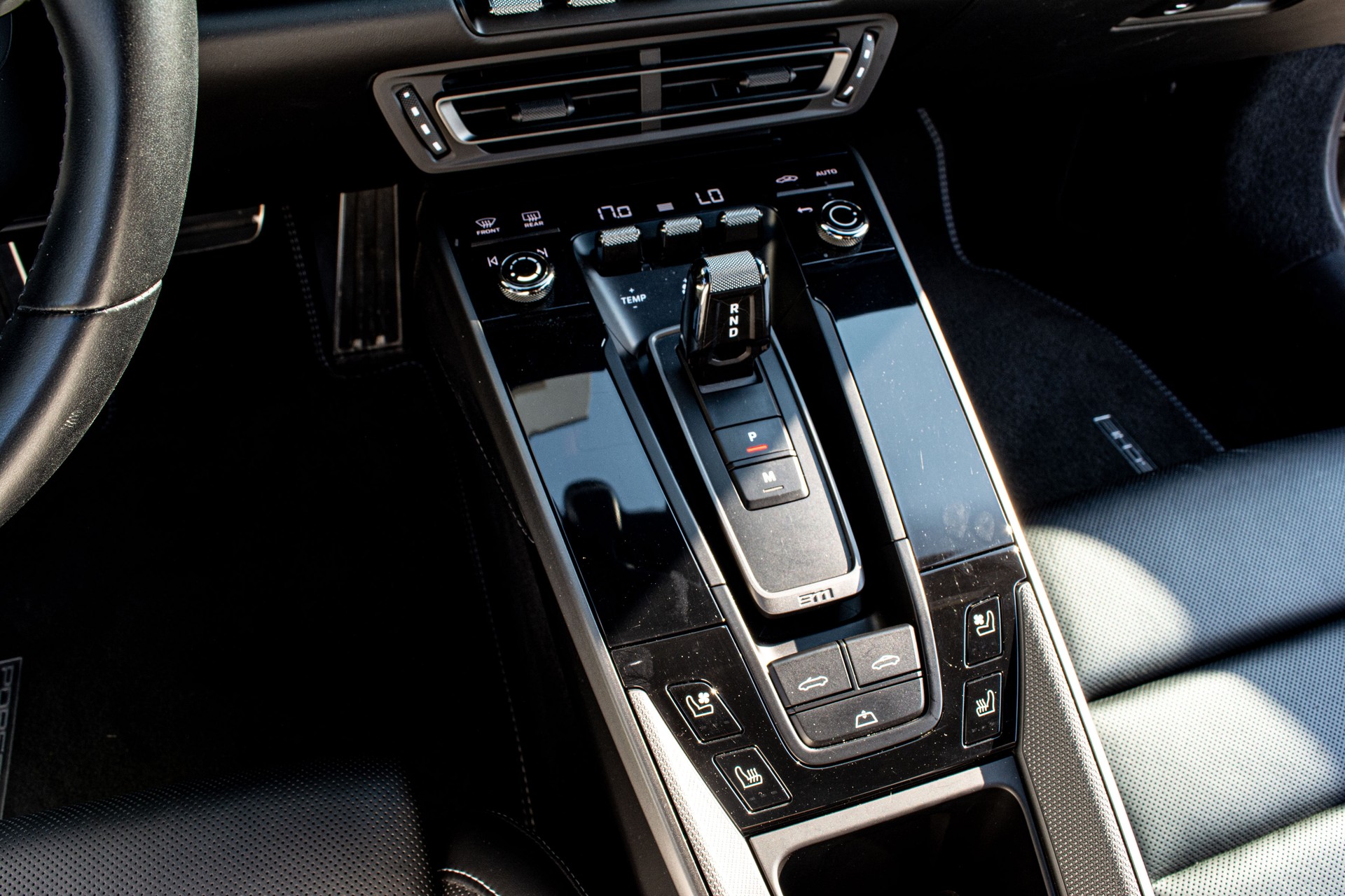 PORSCHE 911 Carrera 4S Cabriolet PDK-image-24
