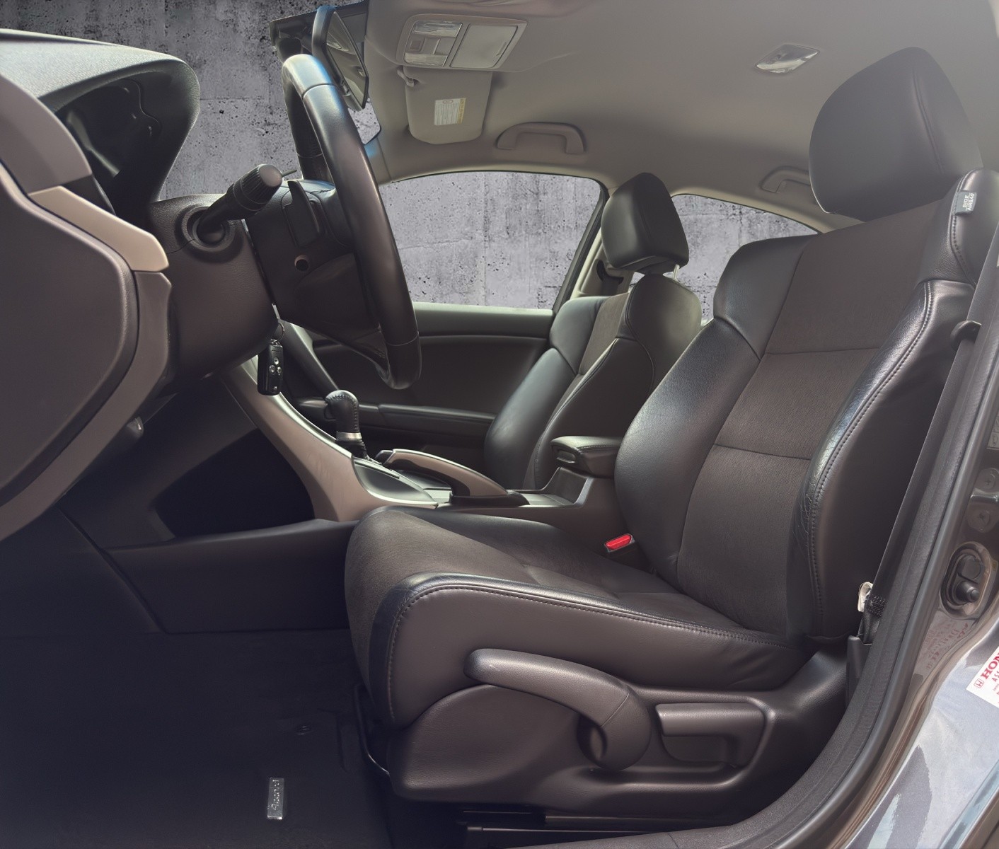 HONDA Accord 2.4i 16V Type-S Automatic *CH-Fahrzeug*-image-5