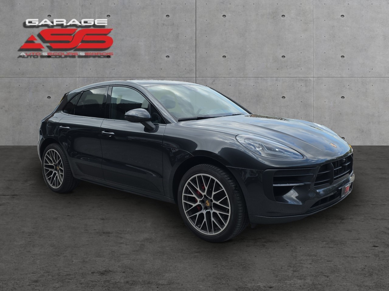 PORSCHE Macan GTS PDK