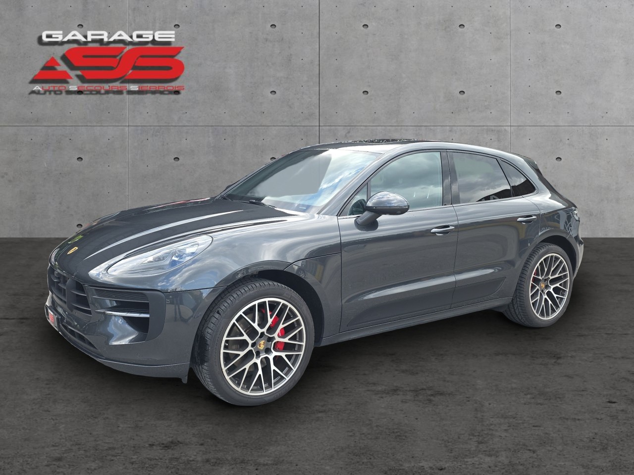 PORSCHE Macan GTS PDK-showroom-element-1