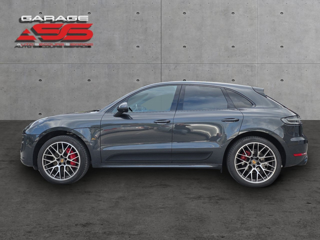 PORSCHE Macan GTS PDK-showroom-element-2