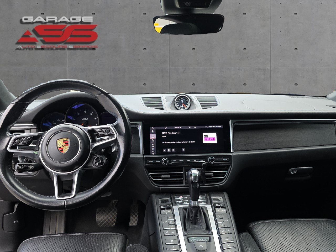 PORSCHE Macan GTS PDK-image-12