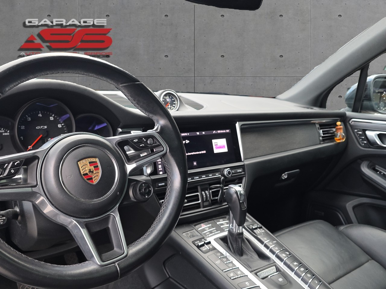 PORSCHE Macan GTS PDK-image-10
