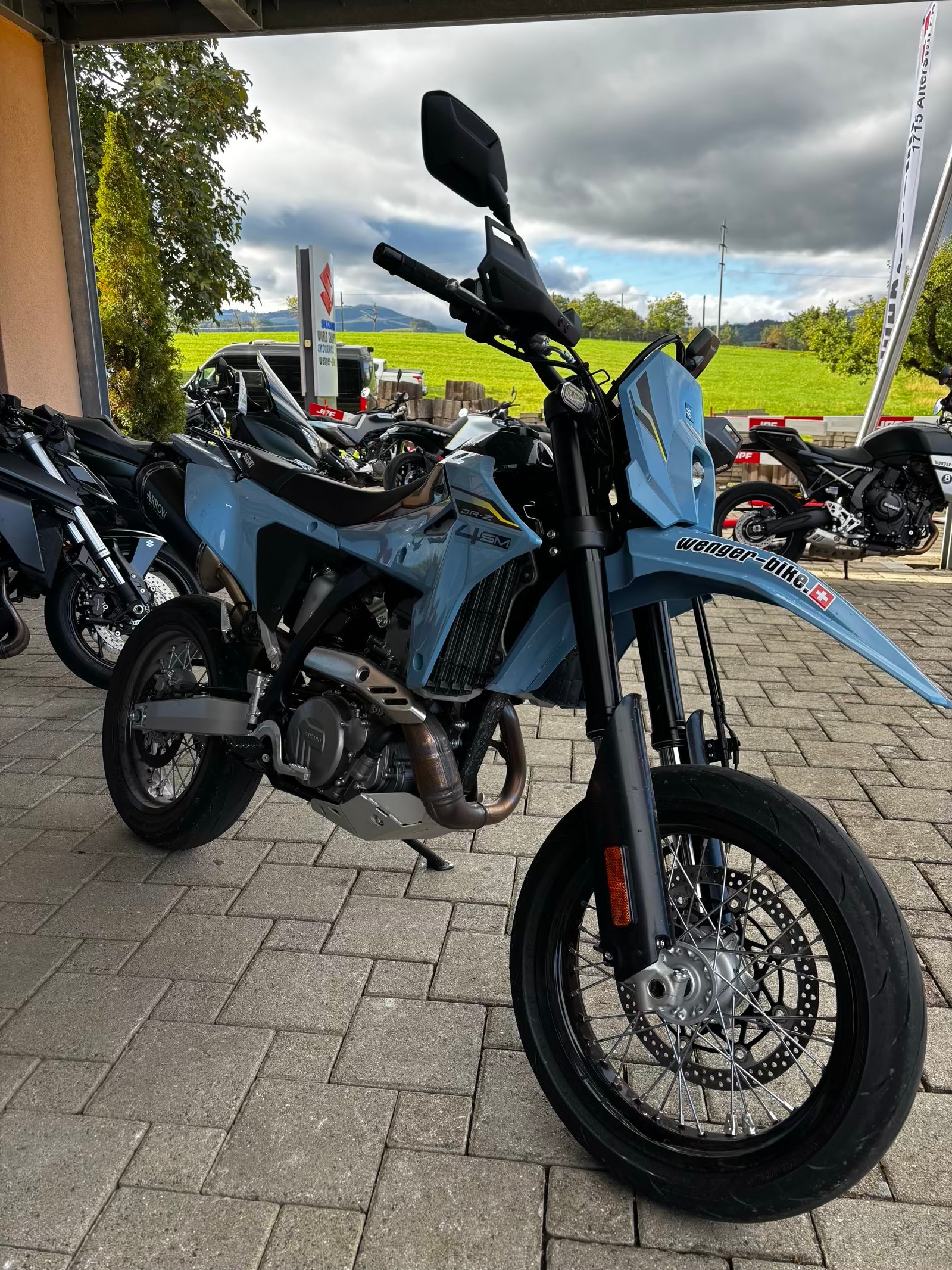 SUZUKI DR-Z4SM-image-5