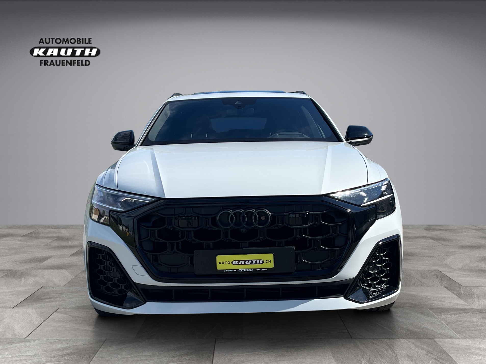 AUDI Q8 SUV TFSI e quattro 290 kW tiptronic *Standklima/Heizung, Allradlenkung Panodach, B&O, Nachtsicht, 5J.Garantie*-showroom-element-3