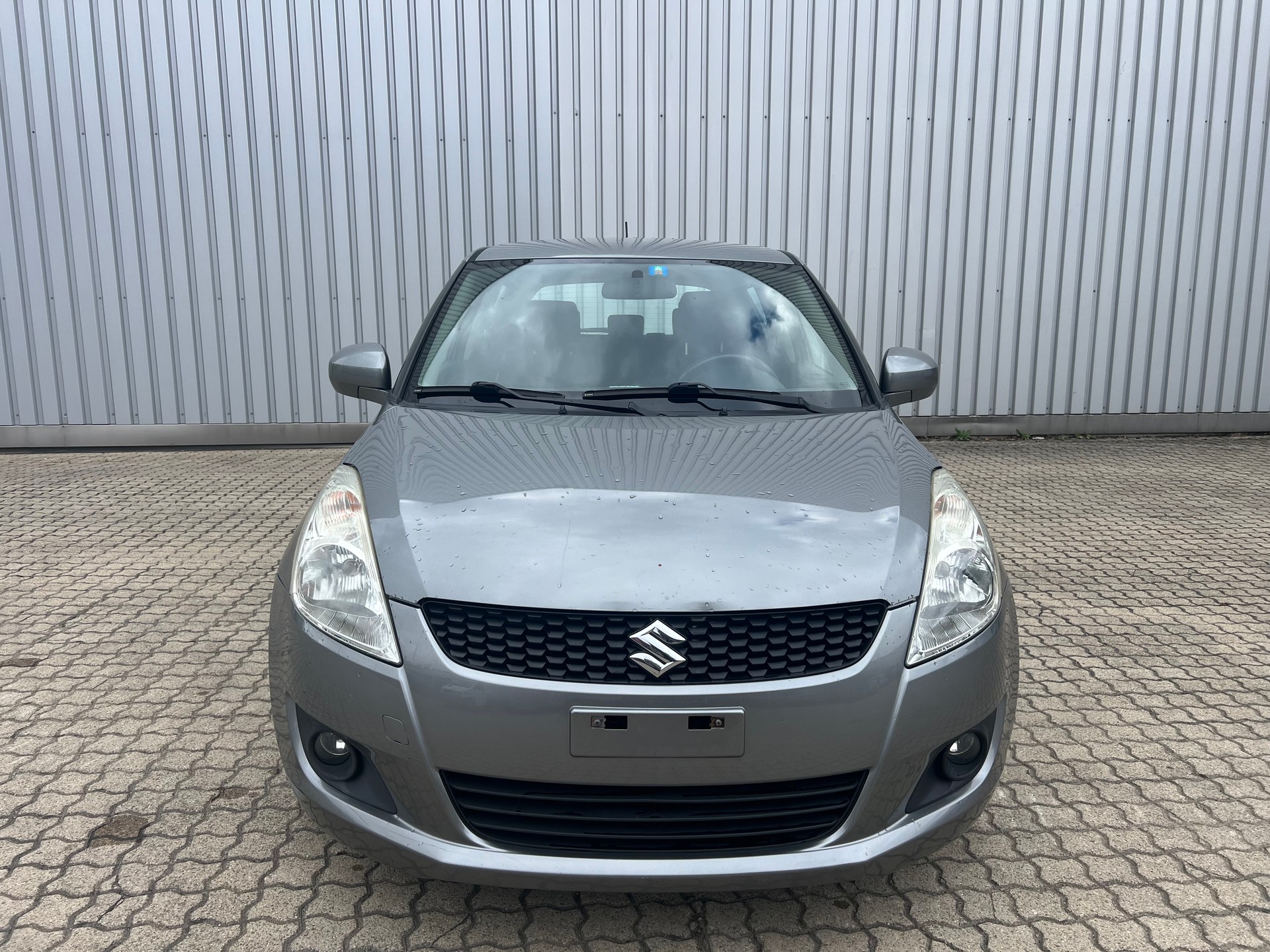 SUZUKI Swift 1.2i 16V GL Automatic-showroom-element-3