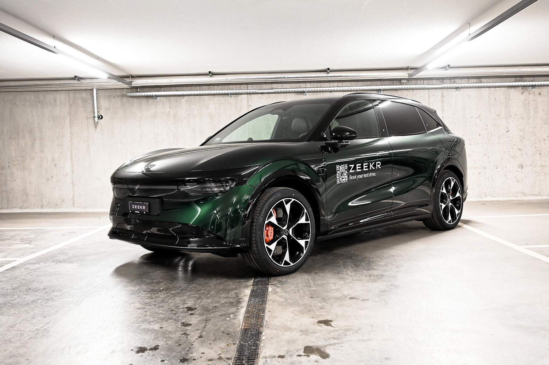 ZEEKR 7X Privilege AWD-showroom-element-1