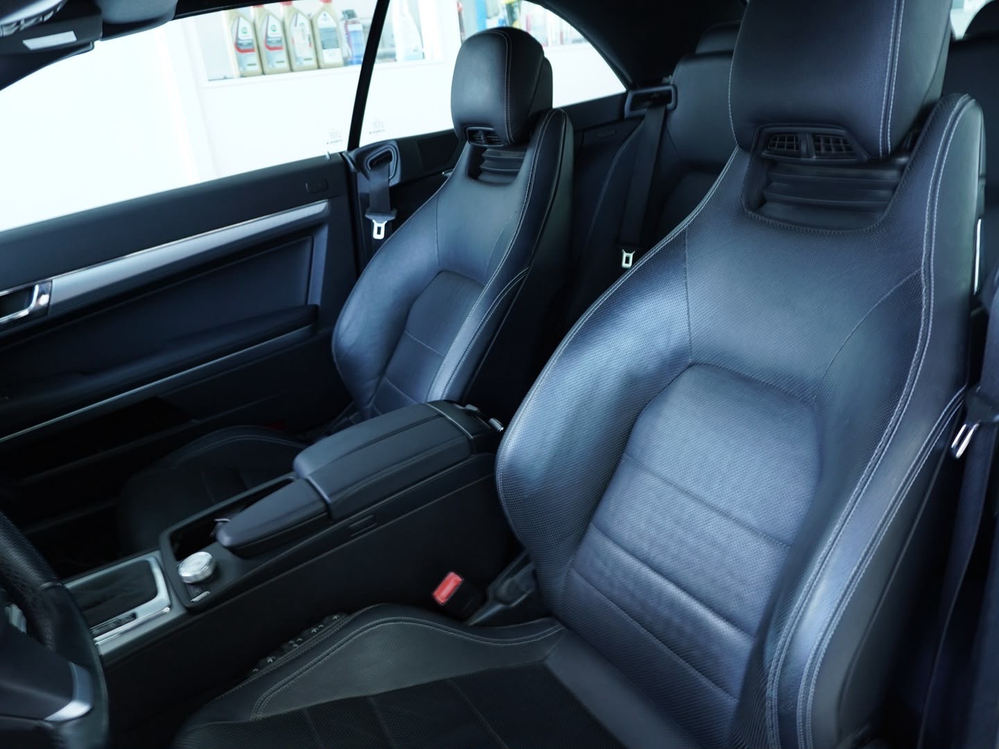 MERCEDES-BENZ E 350 CGI BlueEfficiency 7G-Tronic AMG Sportpaket-image-6