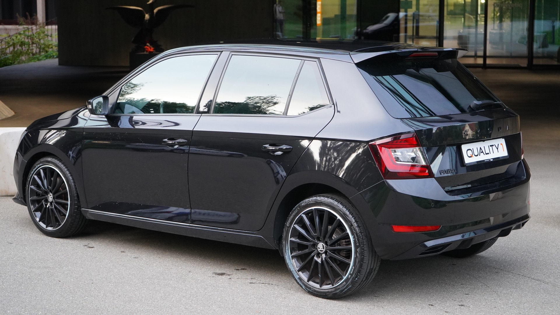 SKODA Fabia 1.0 TSI Monte Carlo DSG-showroom-element-2